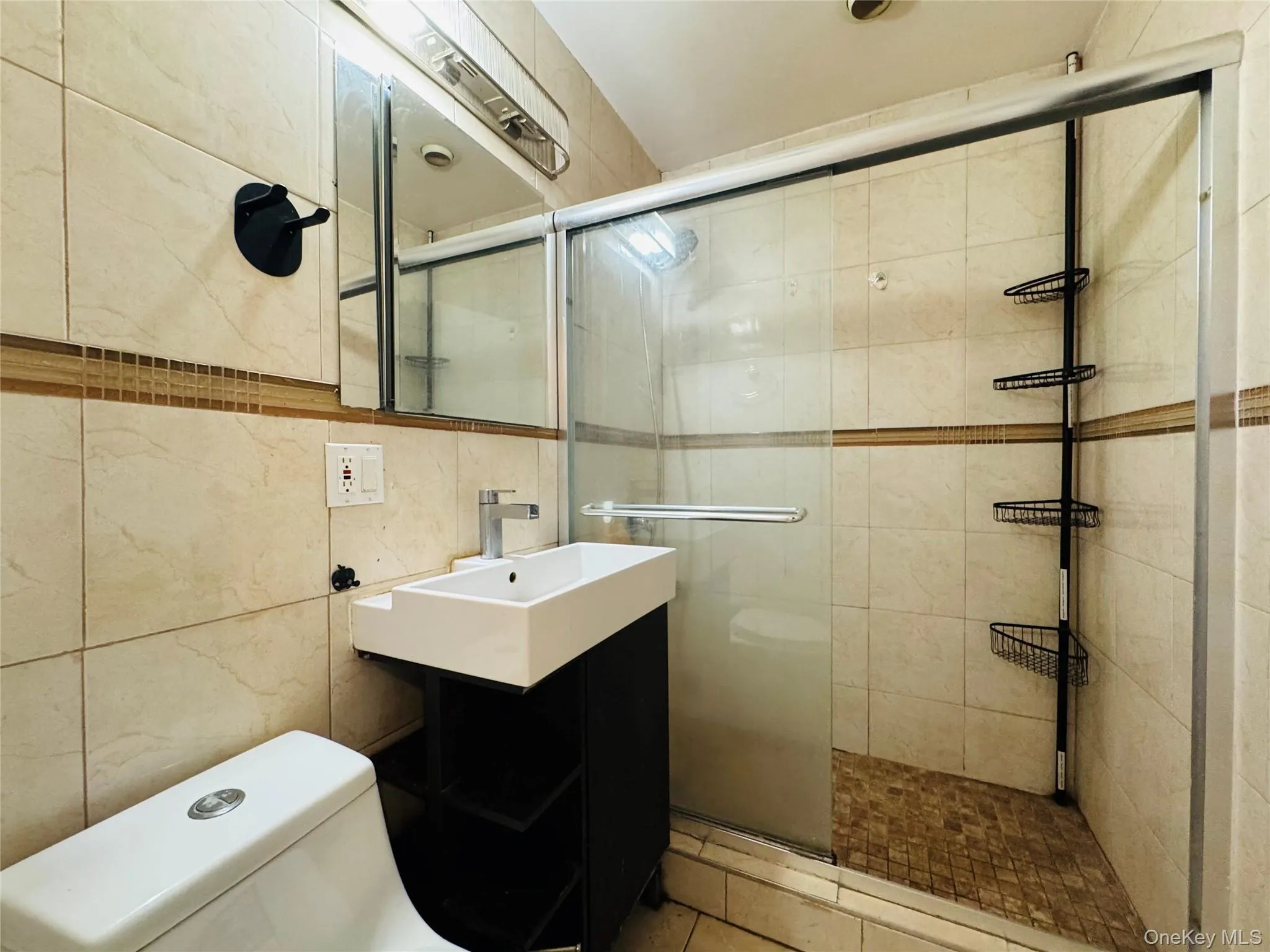 138-15 Franklin Avenue, New York, NY, 1 Bedroom Bedrooms, 4 Rooms Rooms,1 BathroomBathrooms,Residential,For Rent,Franklin,0,1054406 138-15 Franklin Avenue, New York, NY, 1 Bedroom Bedrooms, 4 Rooms Rooms,1 BathroomBathrooms,Residential,For Rent,Franklin,0,1054406