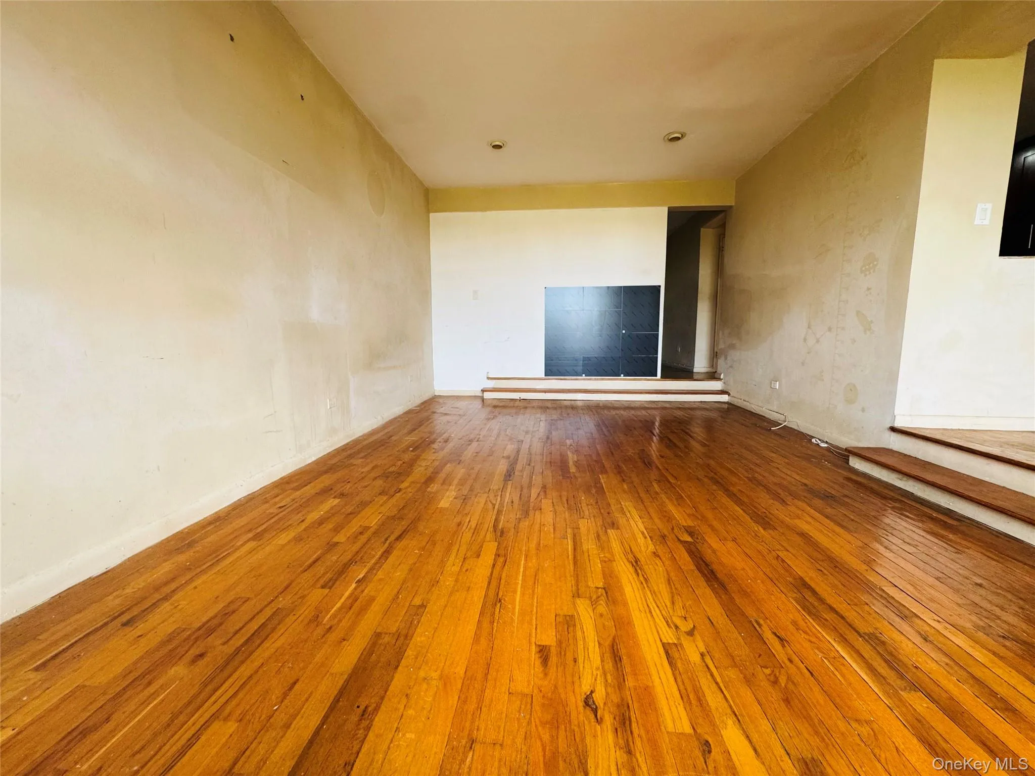138-15 Franklin Avenue, New York, NY, 1 Bedroom Bedrooms, 4 Rooms Rooms,1 BathroomBathrooms,Residential,For Rent,Franklin,0,1054406 138-15 Franklin Avenue, New York, NY, 1 Bedroom Bedrooms, 4 Rooms Rooms,1 BathroomBathrooms,Residential,For Rent,Franklin,0,1054406