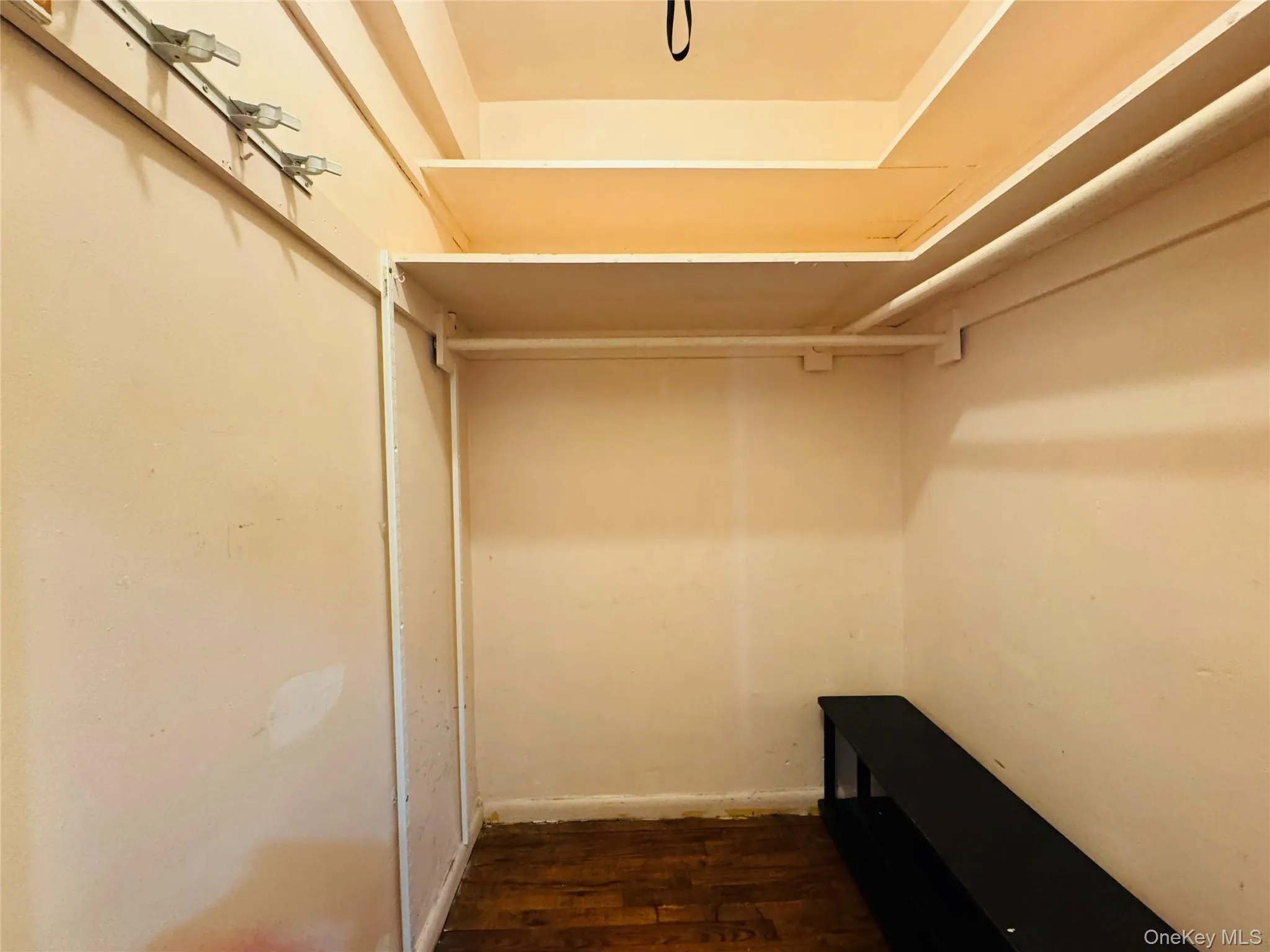 138-15 Franklin Avenue, New York, NY, 1 Bedroom Bedrooms, 4 Rooms Rooms,1 BathroomBathrooms,Residential,For Rent,Franklin,0,1054406 138-15 Franklin Avenue, New York, NY, 1 Bedroom Bedrooms, 4 Rooms Rooms,1 BathroomBathrooms,Residential,For Rent,Franklin,0,1054406