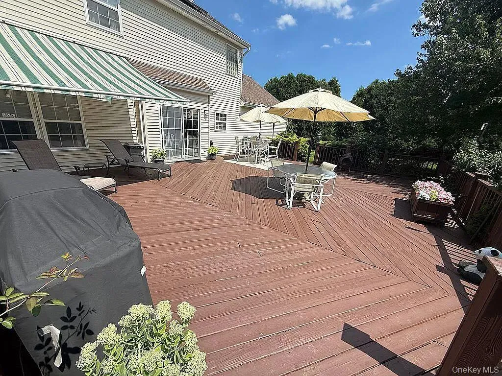 Deck Deck