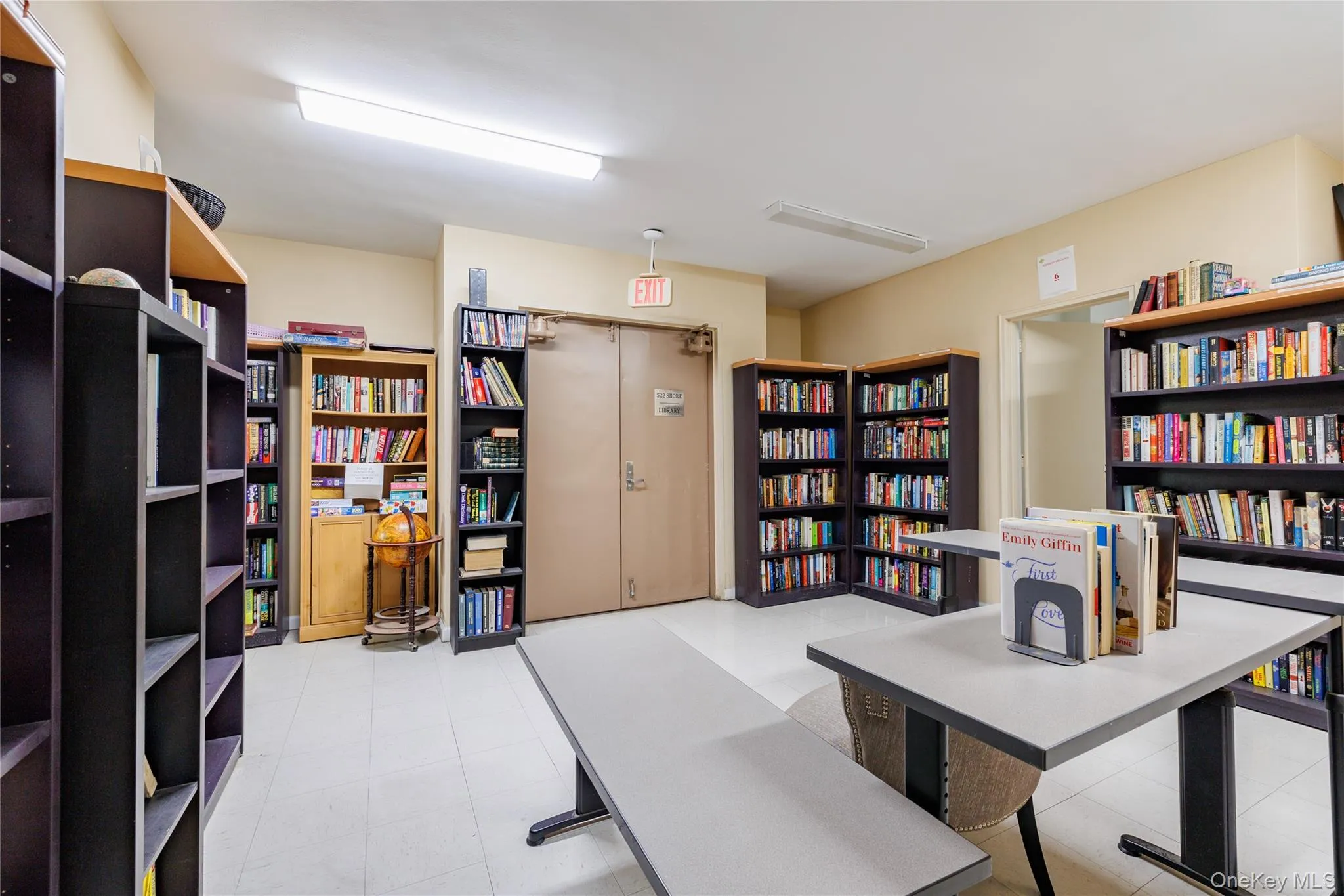 522 Shore Road, Long Beach, NY, 1 Bedroom Bedrooms, 4 Rooms Rooms,1 BathroomBathrooms,Residential,For Rent,Shore,0,1054410 522 Shore Road, Long Beach, NY, 1 Bedroom Bedrooms, 4 Rooms Rooms,1 BathroomBathrooms,Residential,For Rent,Shore,0,1054410
