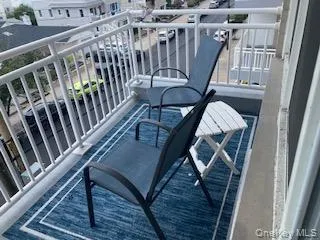 522 Shore Road, Long Beach, NY, 1 Bedroom Bedrooms, 4 Rooms Rooms,1 BathroomBathrooms,Residential,For Rent,Shore,0,1054410 522 Shore Road, Long Beach, NY, 1 Bedroom Bedrooms, 4 Rooms Rooms,1 BathroomBathrooms,Residential,For Rent,Shore,0,1054410