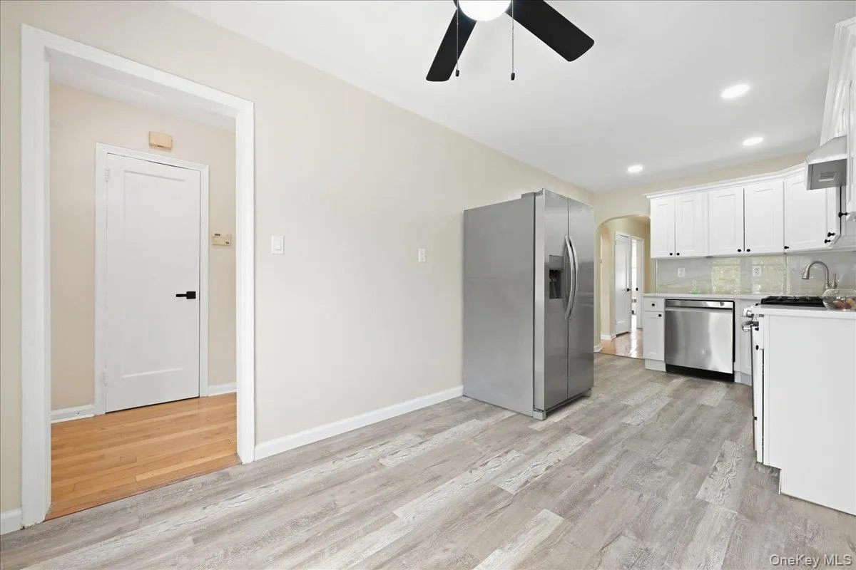 87-68 Little Neck Parkway, New York, NY, 3 Bedrooms Bedrooms, 6 Rooms Rooms,2 BathroomsBathrooms,Residential,For Rent,Little Neck,0,1054411 87-68 Little Neck Parkway, New York, NY, 3 Bedrooms Bedrooms, 6 Rooms Rooms,2 BathroomsBathrooms,Residential,For Rent,Little Neck,0,1054411