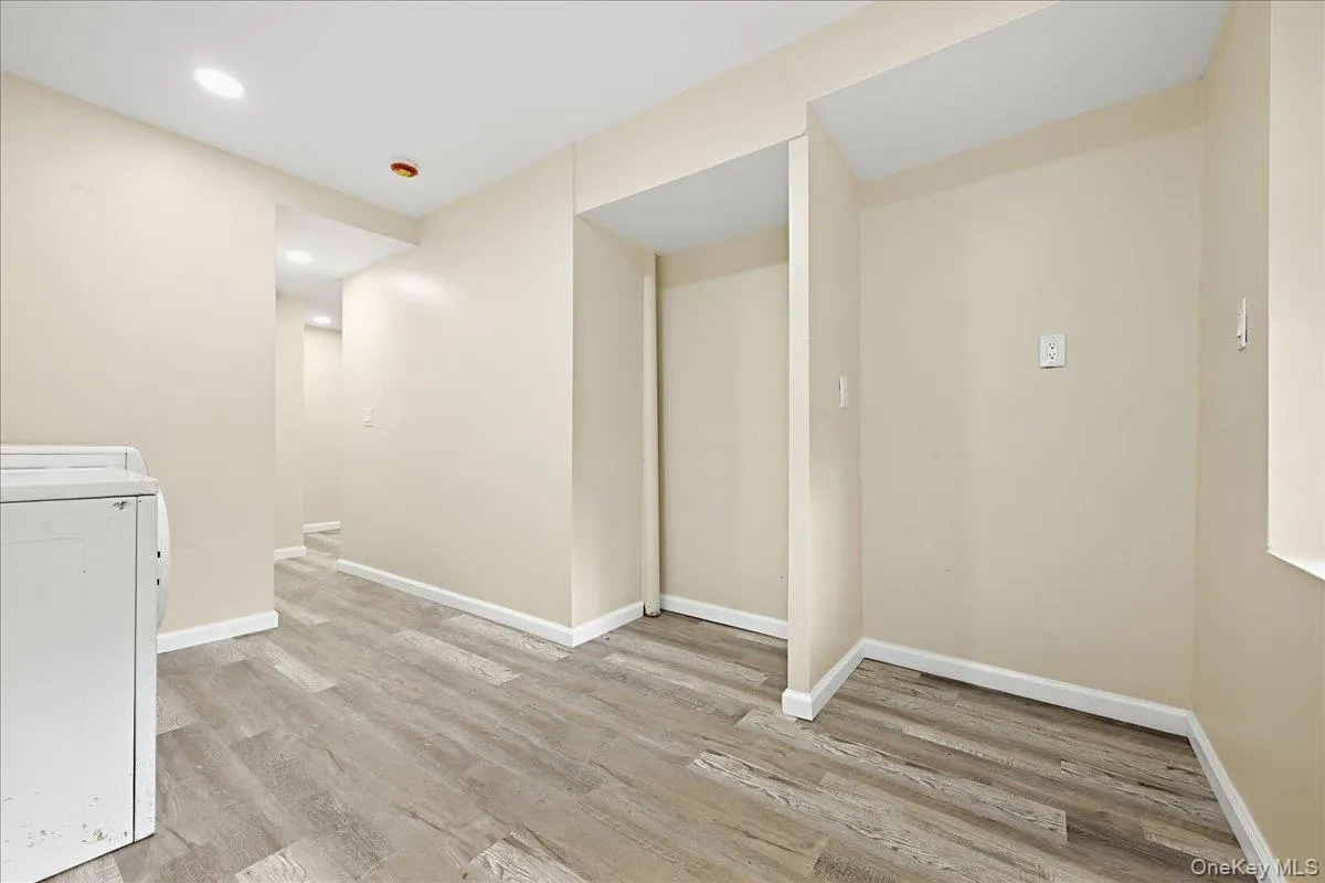 87-68 Little Neck Parkway, New York, NY, 3 Bedrooms Bedrooms, 6 Rooms Rooms,2 BathroomsBathrooms,Residential,For Rent,Little Neck,0,1054411 87-68 Little Neck Parkway, New York, NY, 3 Bedrooms Bedrooms, 6 Rooms Rooms,2 BathroomsBathrooms,Residential,For Rent,Little Neck,0,1054411