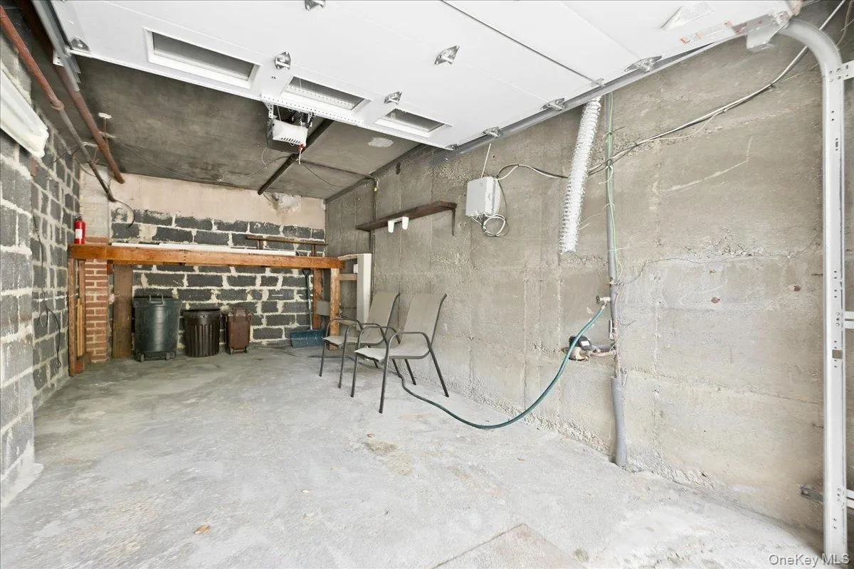 87-68 Little Neck Parkway, New York, NY, 3 Bedrooms Bedrooms, 6 Rooms Rooms,2 BathroomsBathrooms,Residential,For Rent,Little Neck,0,1054411 87-68 Little Neck Parkway, New York, NY, 3 Bedrooms Bedrooms, 6 Rooms Rooms,2 BathroomsBathrooms,Residential,For Rent,Little Neck,0,1054411