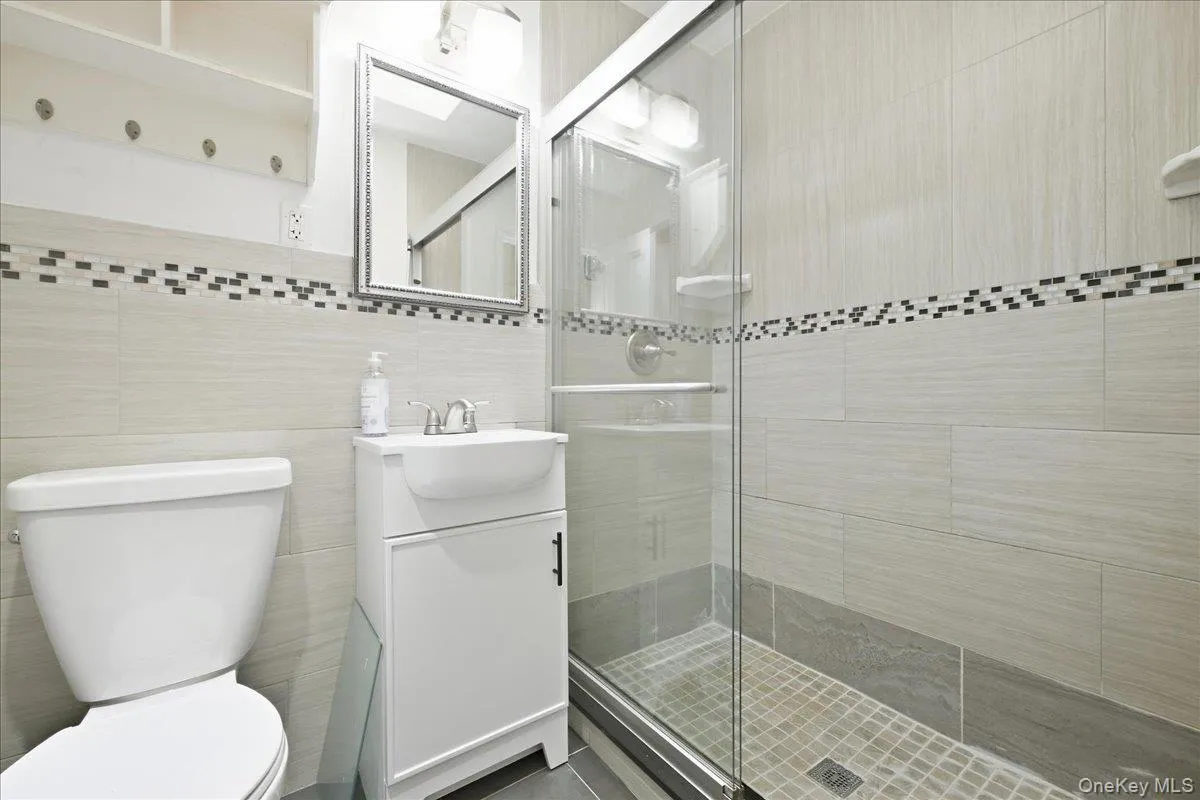 87-68 Little Neck Parkway, New York, NY, 3 Bedrooms Bedrooms, 6 Rooms Rooms,2 BathroomsBathrooms,Residential,For Rent,Little Neck,0,1054411 87-68 Little Neck Parkway, New York, NY, 3 Bedrooms Bedrooms, 6 Rooms Rooms,2 BathroomsBathrooms,Residential,For Rent,Little Neck,0,1054411