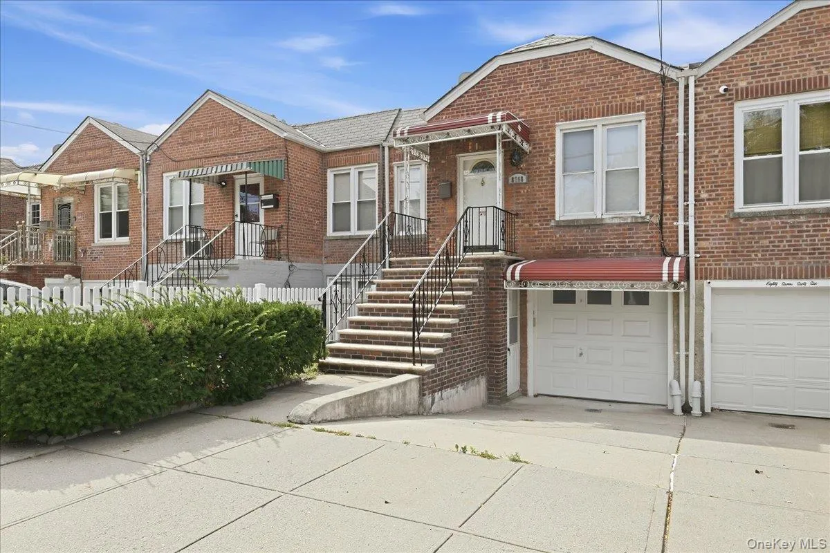 87-68 Little Neck Parkway, New York, NY, 3 Bedrooms Bedrooms, 6 Rooms Rooms,2 BathroomsBathrooms,Residential,For Rent,Little Neck,0,1054411 87-68 Little Neck Parkway, New York, NY, 3 Bedrooms Bedrooms, 6 Rooms Rooms,2 BathroomsBathrooms,Residential,For Rent,Little Neck,0,1054411