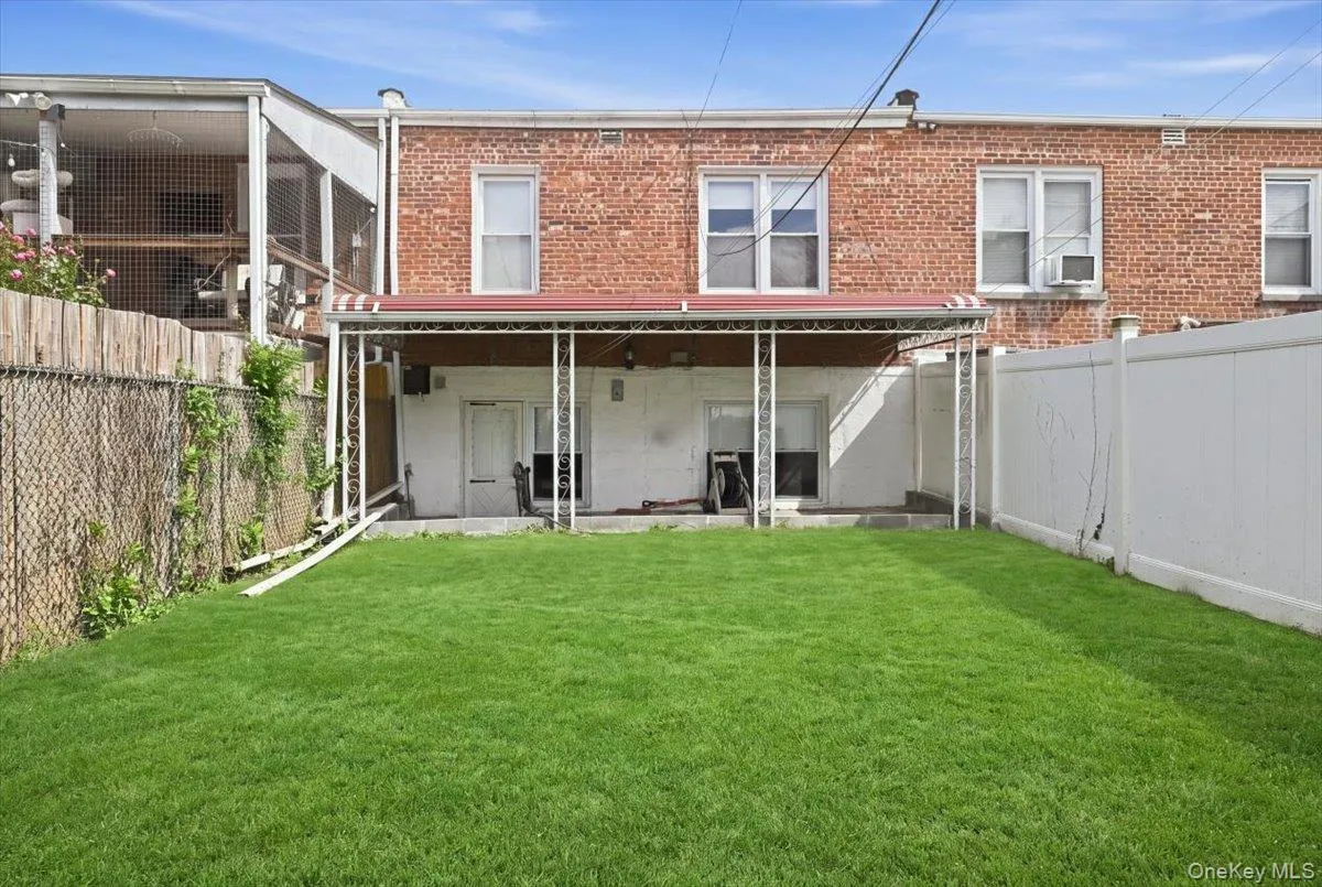 87-68 Little Neck Parkway, New York, NY, 3 Bedrooms Bedrooms, 6 Rooms Rooms,2 BathroomsBathrooms,Residential,For Rent,Little Neck,0,1054411 87-68 Little Neck Parkway, New York, NY, 3 Bedrooms Bedrooms, 6 Rooms Rooms,2 BathroomsBathrooms,Residential,For Rent,Little Neck,0,1054411