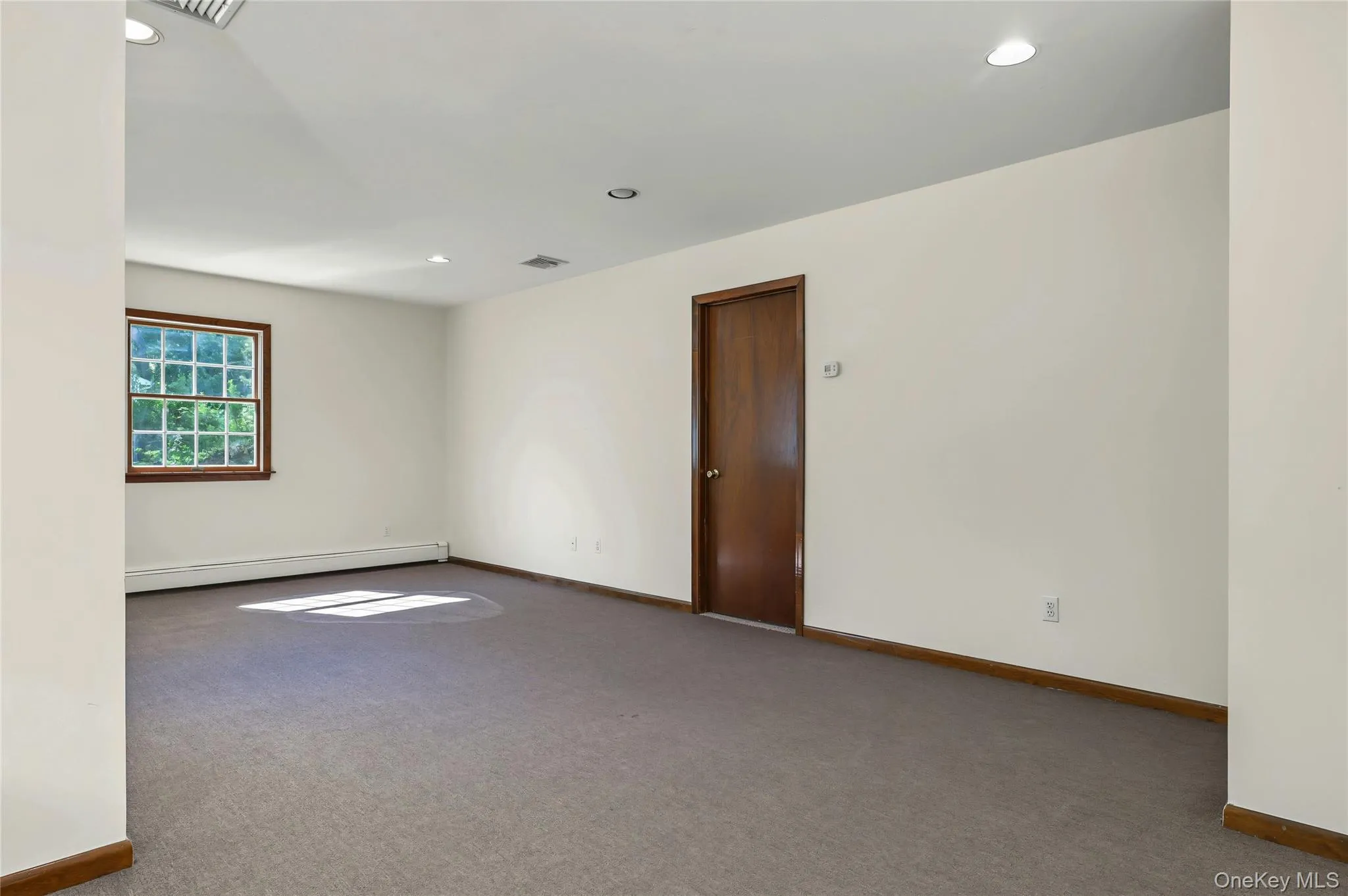 76 Hernan Avenue, Oyster Bay, NY, 4 Bedrooms Bedrooms, 8 Rooms Rooms,2 BathroomsBathrooms,Residential,For Rent,Hernan,0,1054412 76 Hernan Avenue, Oyster Bay, NY, 4 Bedrooms Bedrooms, 8 Rooms Rooms,2 BathroomsBathrooms,Residential,For Rent,Hernan,0,1054412