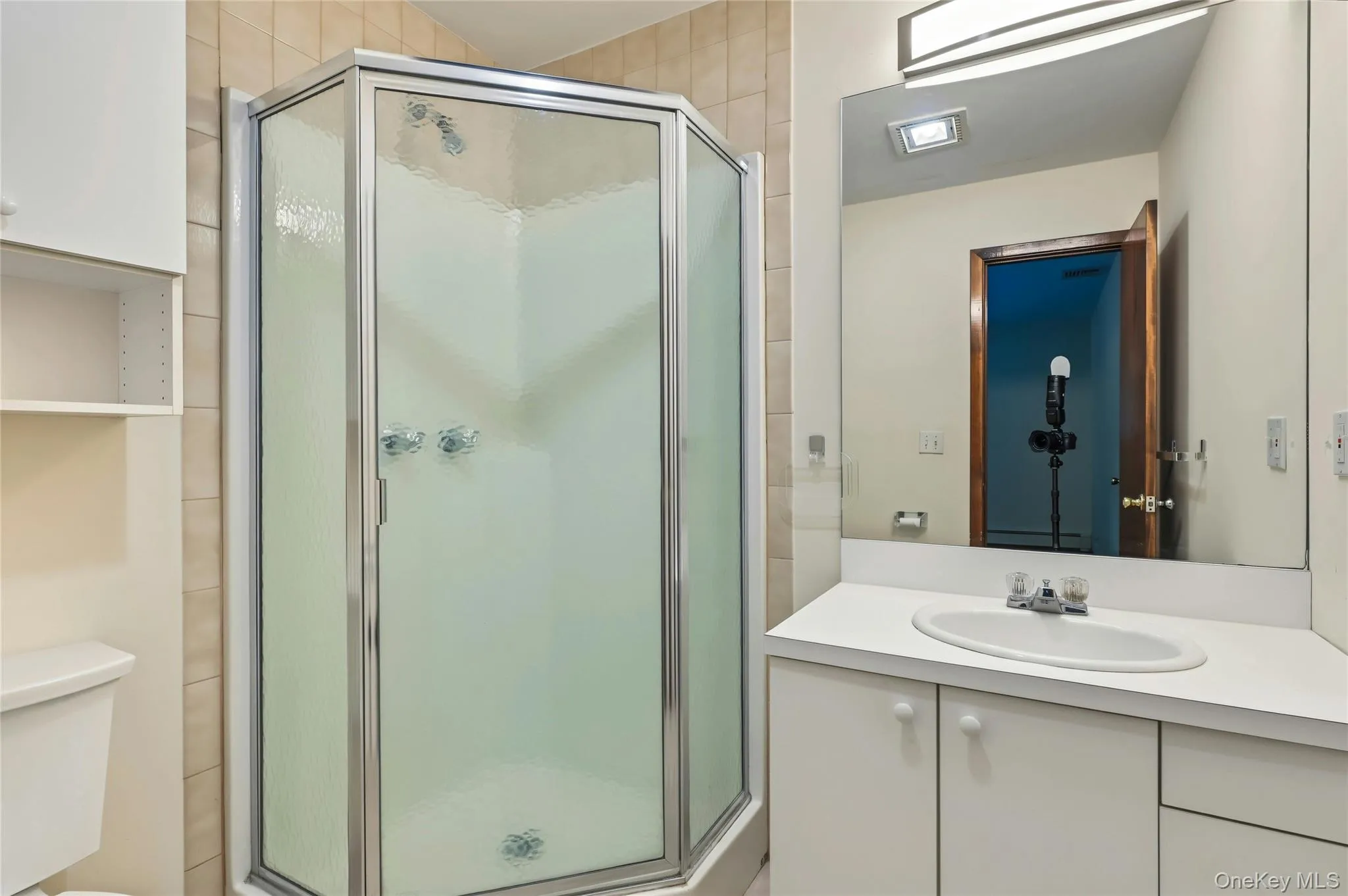 76 Hernan Avenue, Oyster Bay, NY, 4 Bedrooms Bedrooms, 8 Rooms Rooms,2 BathroomsBathrooms,Residential,For Rent,Hernan,0,1054412 76 Hernan Avenue, Oyster Bay, NY, 4 Bedrooms Bedrooms, 8 Rooms Rooms,2 BathroomsBathrooms,Residential,For Rent,Hernan,0,1054412
