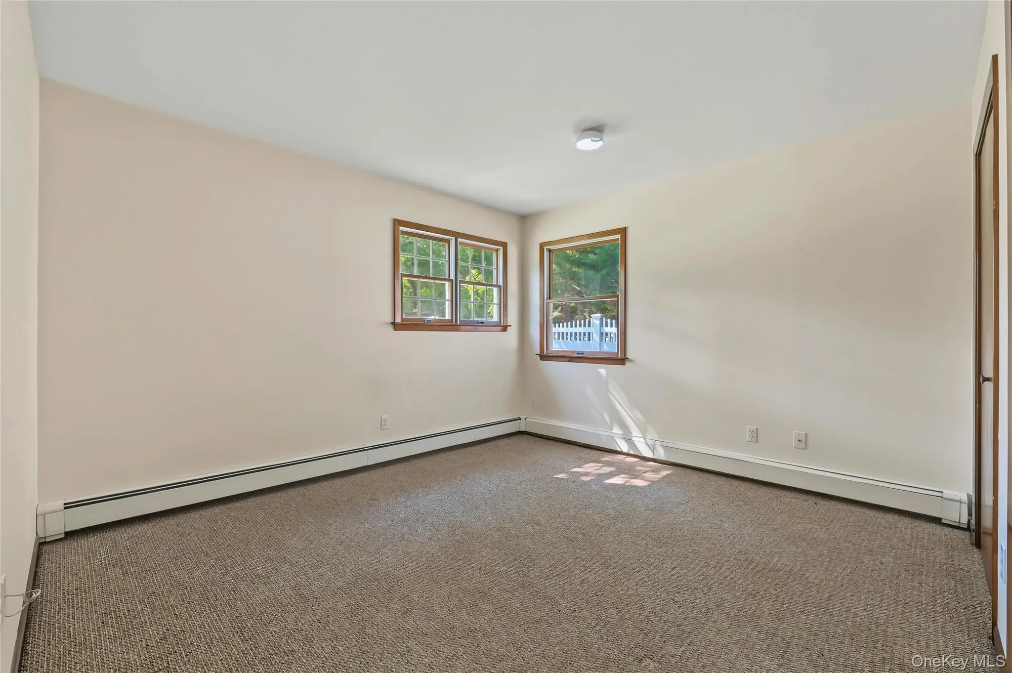 76 Hernan Avenue, Oyster Bay, NY, 4 Bedrooms Bedrooms, 8 Rooms Rooms,2 BathroomsBathrooms,Residential,For Rent,Hernan,0,1054412 76 Hernan Avenue, Oyster Bay, NY, 4 Bedrooms Bedrooms, 8 Rooms Rooms,2 BathroomsBathrooms,Residential,For Rent,Hernan,0,1054412