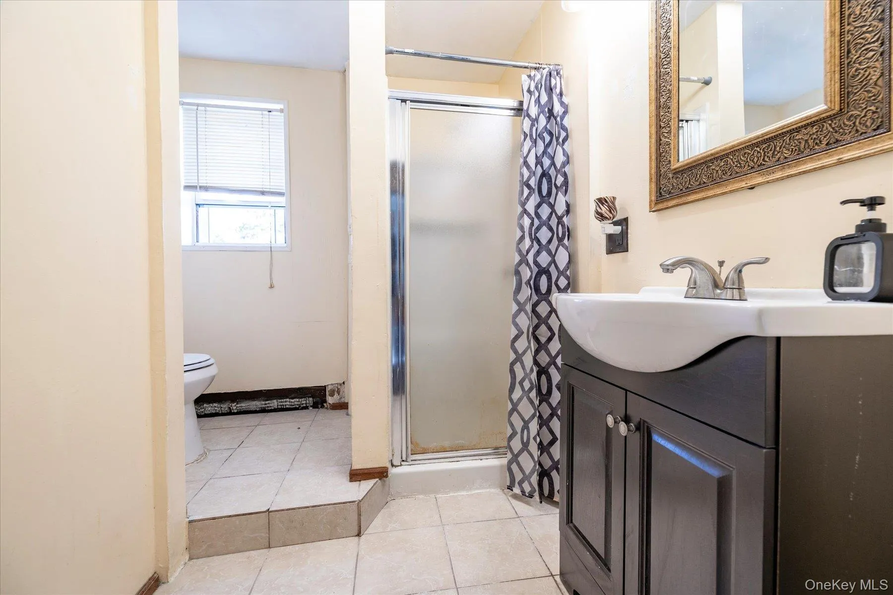 28 Harrison Avenue, Hempstead, NY, 5 Bedrooms Bedrooms, 8 Rooms Rooms,2 BathroomsBathrooms,Residential,For Rent,Harrison,0,1054416 28 Harrison Avenue, Hempstead, NY, 5 Bedrooms Bedrooms, 8 Rooms Rooms,2 BathroomsBathrooms,Residential,For Rent,Harrison,0,1054416