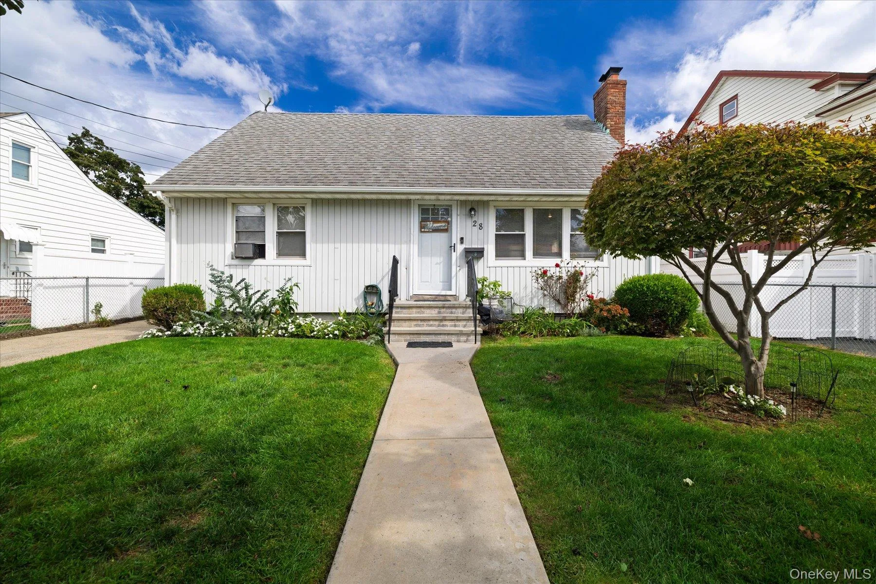 28 Harrison Avenue, Hempstead, NY, 5 Bedrooms Bedrooms, 8 Rooms Rooms,2 BathroomsBathrooms,Residential,For Rent,Harrison,0,1054416 28 Harrison Avenue, Hempstead, NY, 5 Bedrooms Bedrooms, 8 Rooms Rooms,2 BathroomsBathrooms,Residential,For Rent,Harrison,0,1054416