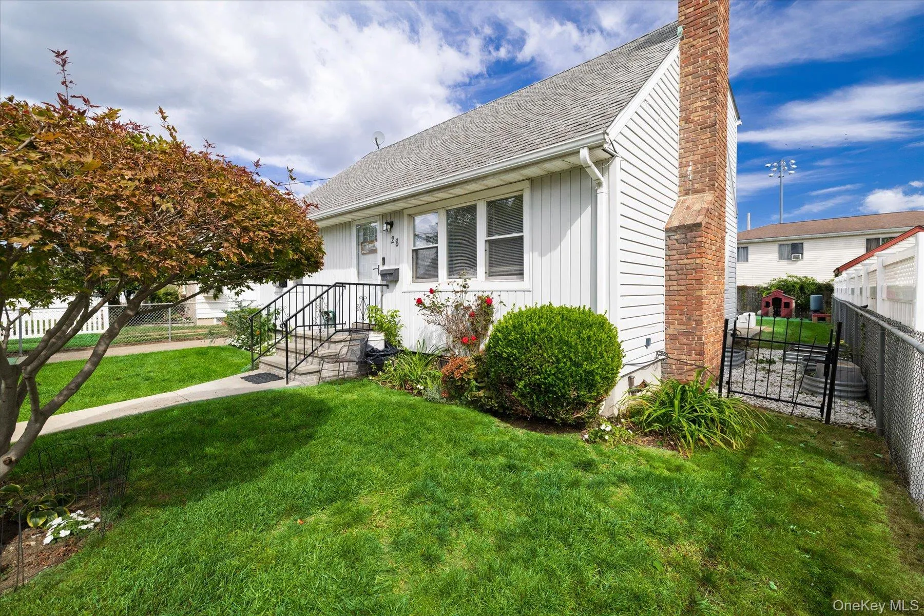 28 Harrison Avenue, Hempstead, NY, 5 Bedrooms Bedrooms, 8 Rooms Rooms,2 BathroomsBathrooms,Residential,For Rent,Harrison,0,1054416 28 Harrison Avenue, Hempstead, NY, 5 Bedrooms Bedrooms, 8 Rooms Rooms,2 BathroomsBathrooms,Residential,For Rent,Harrison,0,1054416