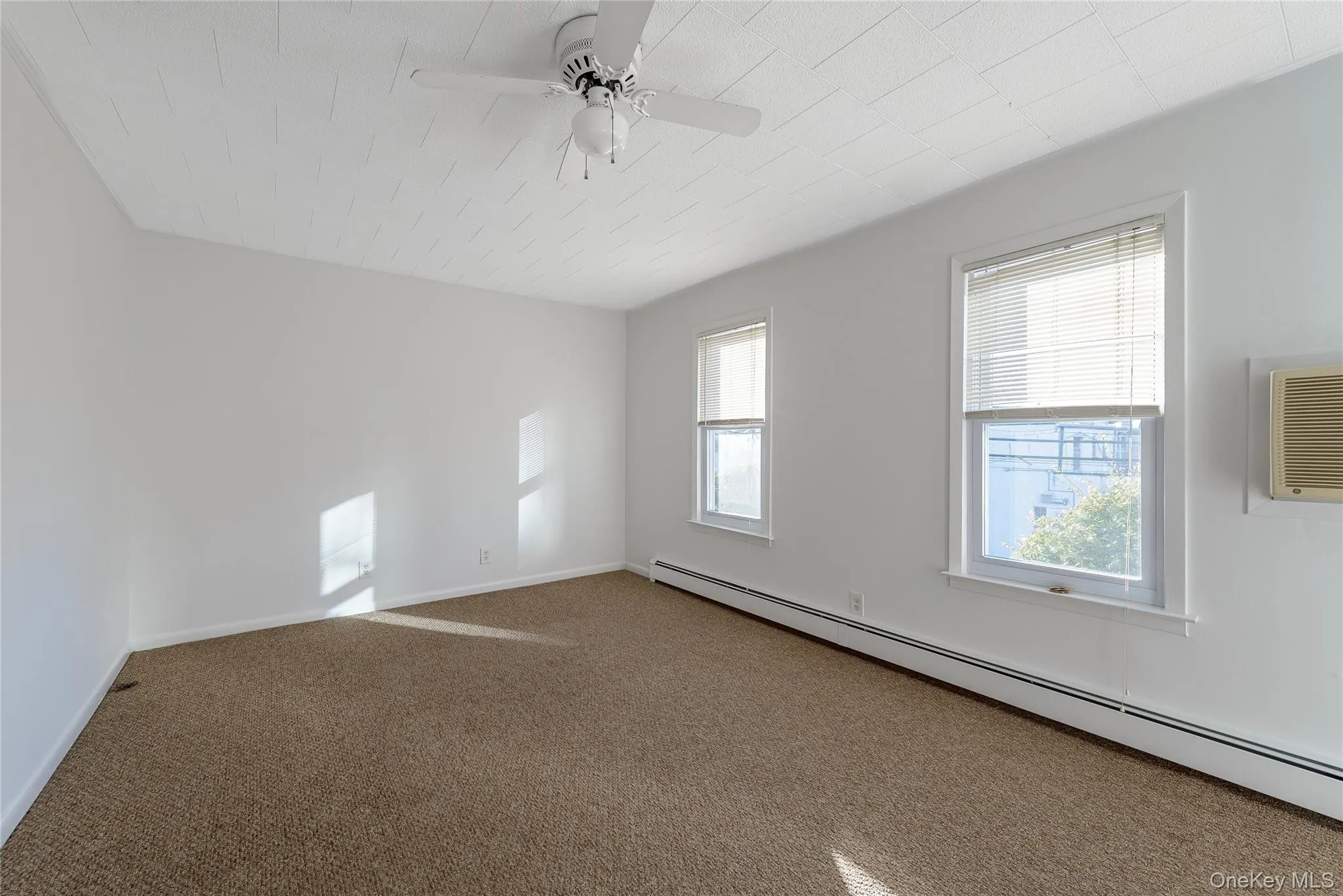 88 Searing Avenue, North Hempstead, NY, 1 Bedroom Bedrooms, 3 Rooms Rooms,1 BathroomBathrooms,Residential Lease,For Rent,Searing,0,1054418 88 Searing Avenue, North Hempstead, NY, 1 Bedroom Bedrooms, 3 Rooms Rooms,1 BathroomBathrooms,Residential Lease,For Rent,Searing,0,1054418