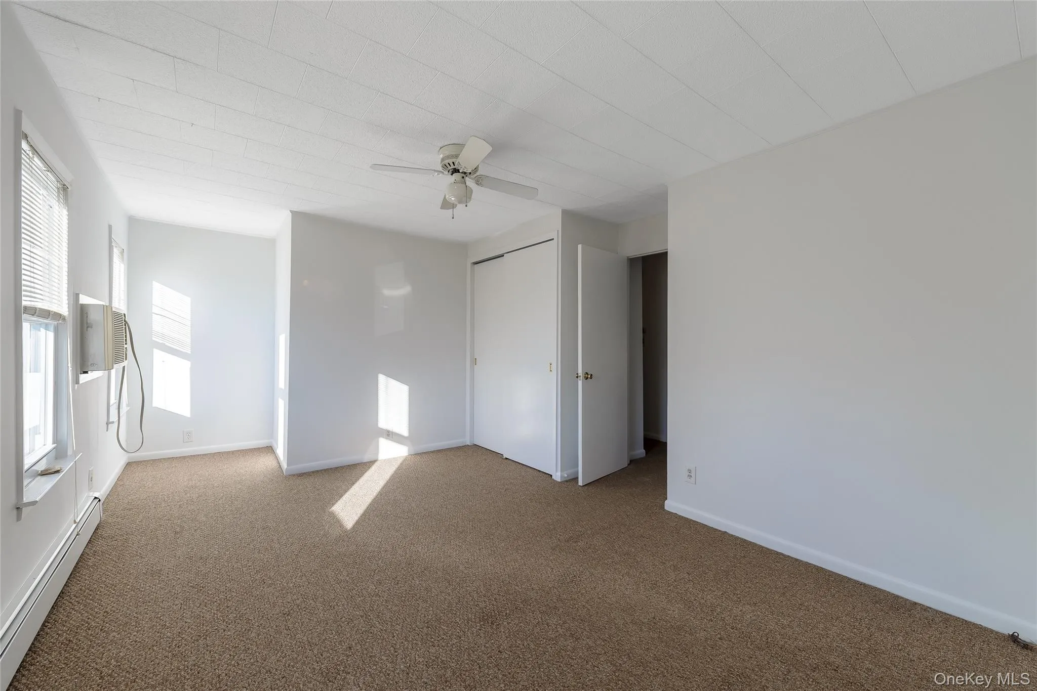 88 Searing Avenue, North Hempstead, NY, 1 Bedroom Bedrooms, 3 Rooms Rooms,1 BathroomBathrooms,Residential Lease,For Rent,Searing,0,1054418 88 Searing Avenue, North Hempstead, NY, 1 Bedroom Bedrooms, 3 Rooms Rooms,1 BathroomBathrooms,Residential Lease,For Rent,Searing,0,1054418