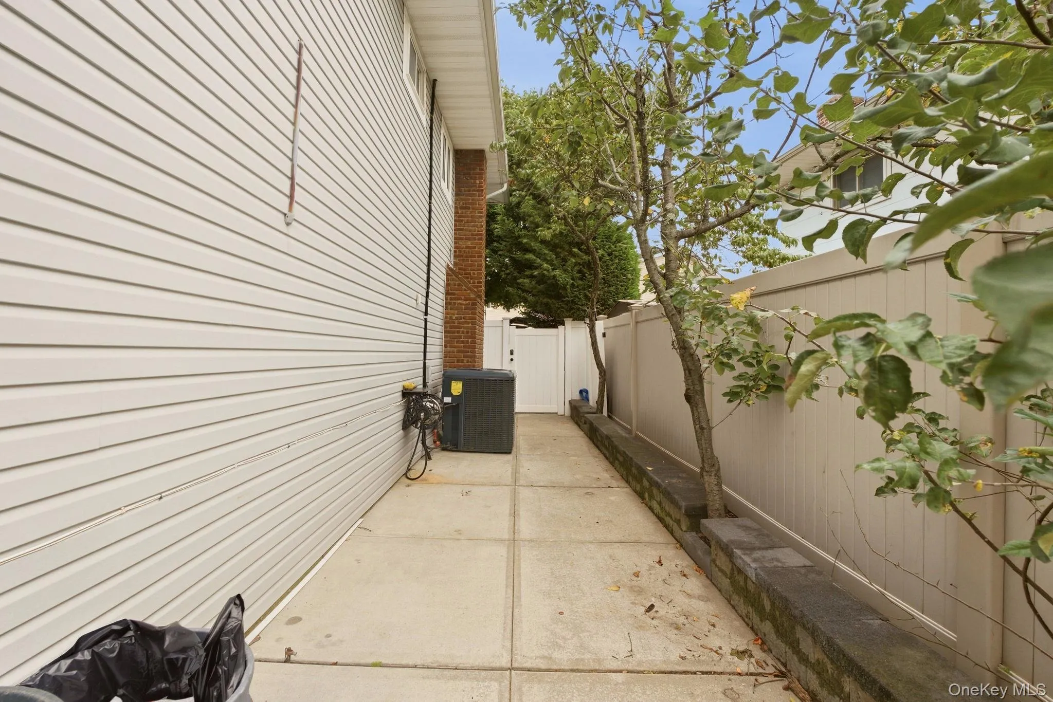 2962 Hewlett Avenue, Hempstead, NY, 6 Bedrooms Bedrooms, 7 Rooms Rooms,2 BathroomsBathrooms,Residential,For Rent,Hewlett,0,1054427 2962 Hewlett Avenue, Hempstead, NY, 6 Bedrooms Bedrooms, 7 Rooms Rooms,2 BathroomsBathrooms,Residential,For Rent,Hewlett,0,1054427