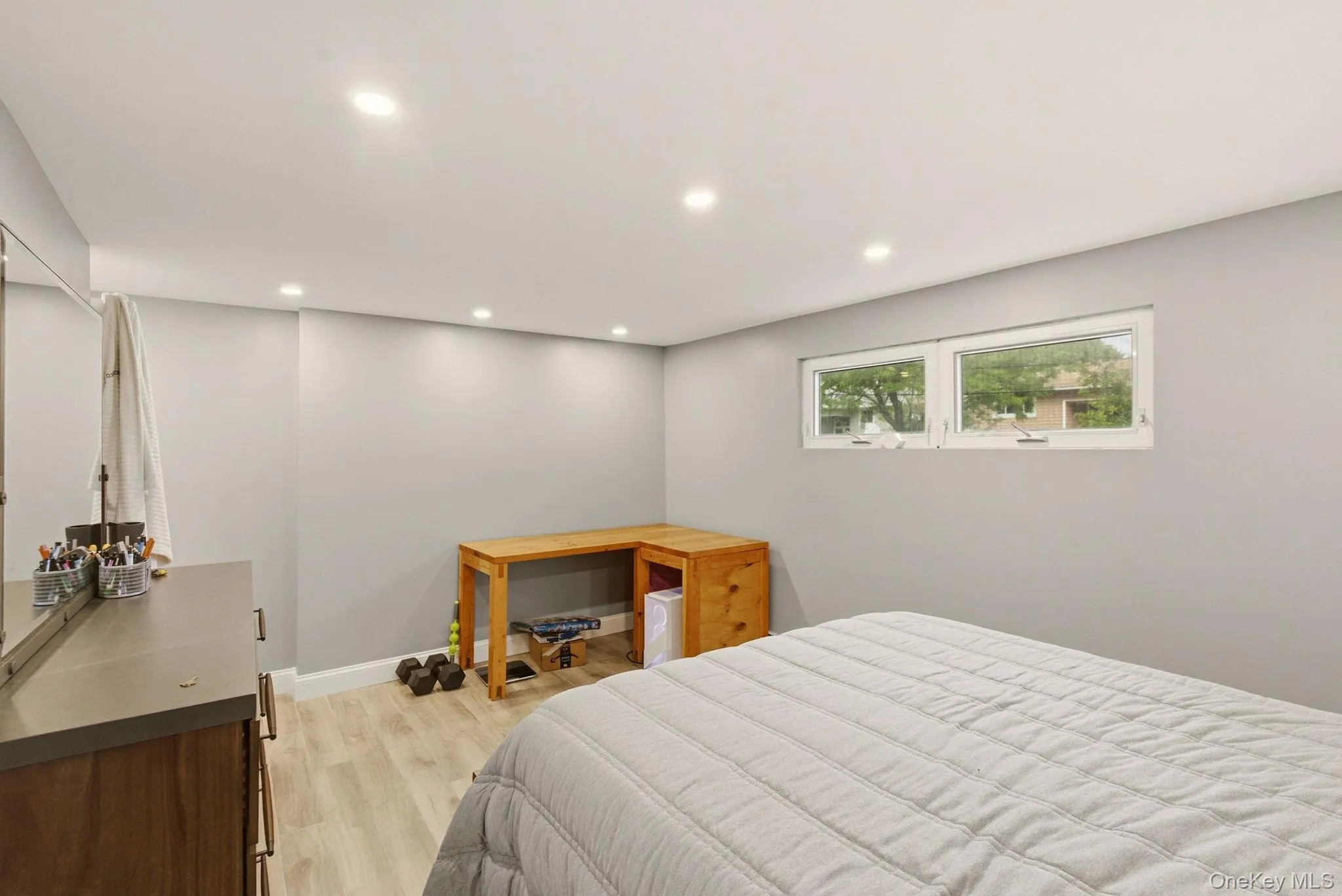 2962 Hewlett Avenue, Hempstead, NY, 6 Bedrooms Bedrooms, 7 Rooms Rooms,2 BathroomsBathrooms,Residential,For Rent,Hewlett,0,1054427 2962 Hewlett Avenue, Hempstead, NY, 6 Bedrooms Bedrooms, 7 Rooms Rooms,2 BathroomsBathrooms,Residential,For Rent,Hewlett,0,1054427