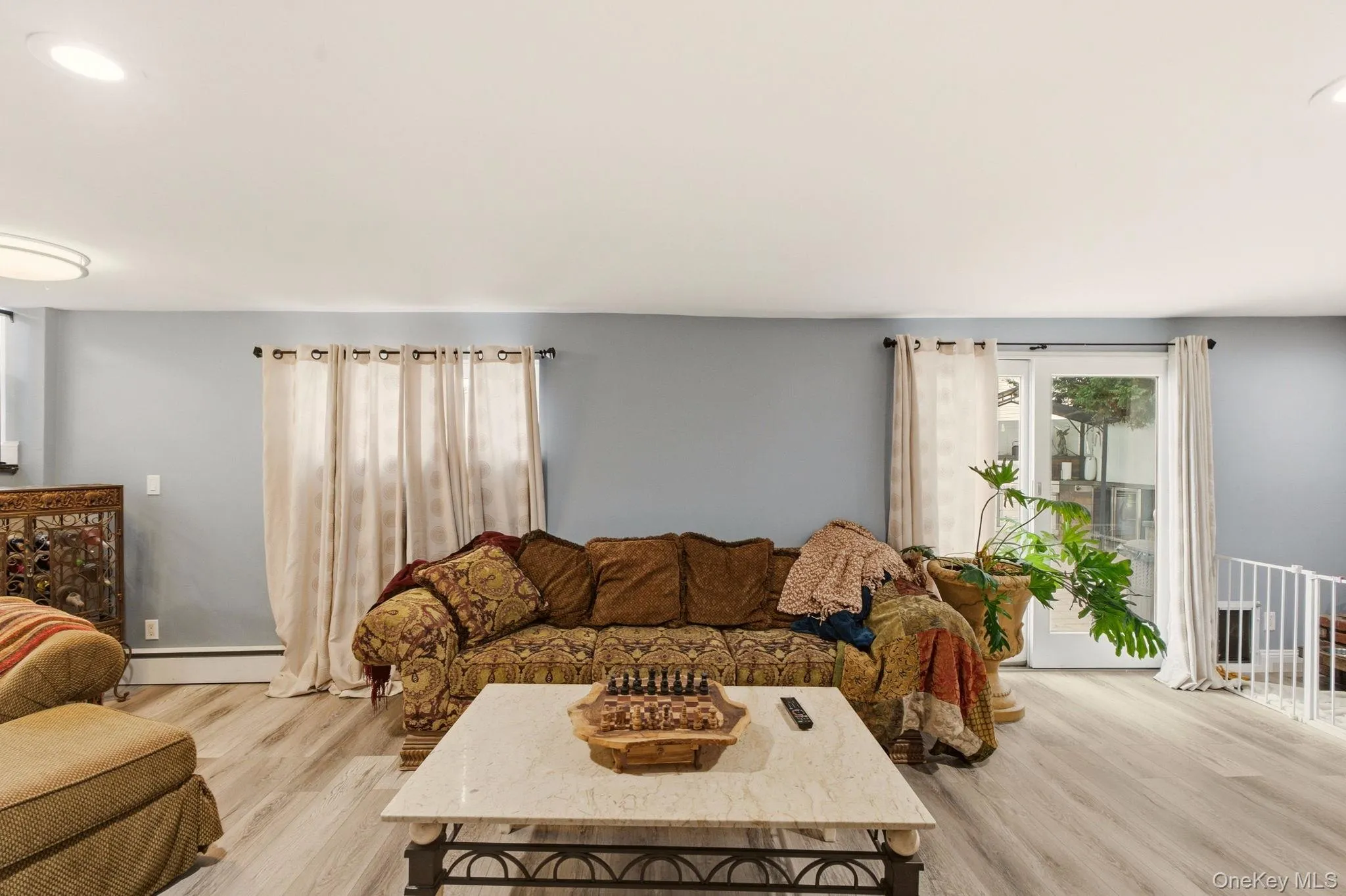 2962 Hewlett Avenue, Hempstead, NY, 6 Bedrooms Bedrooms, 7 Rooms Rooms,2 BathroomsBathrooms,Residential,For Rent,Hewlett,0,1054427 2962 Hewlett Avenue, Hempstead, NY, 6 Bedrooms Bedrooms, 7 Rooms Rooms,2 BathroomsBathrooms,Residential,For Rent,Hewlett,0,1054427