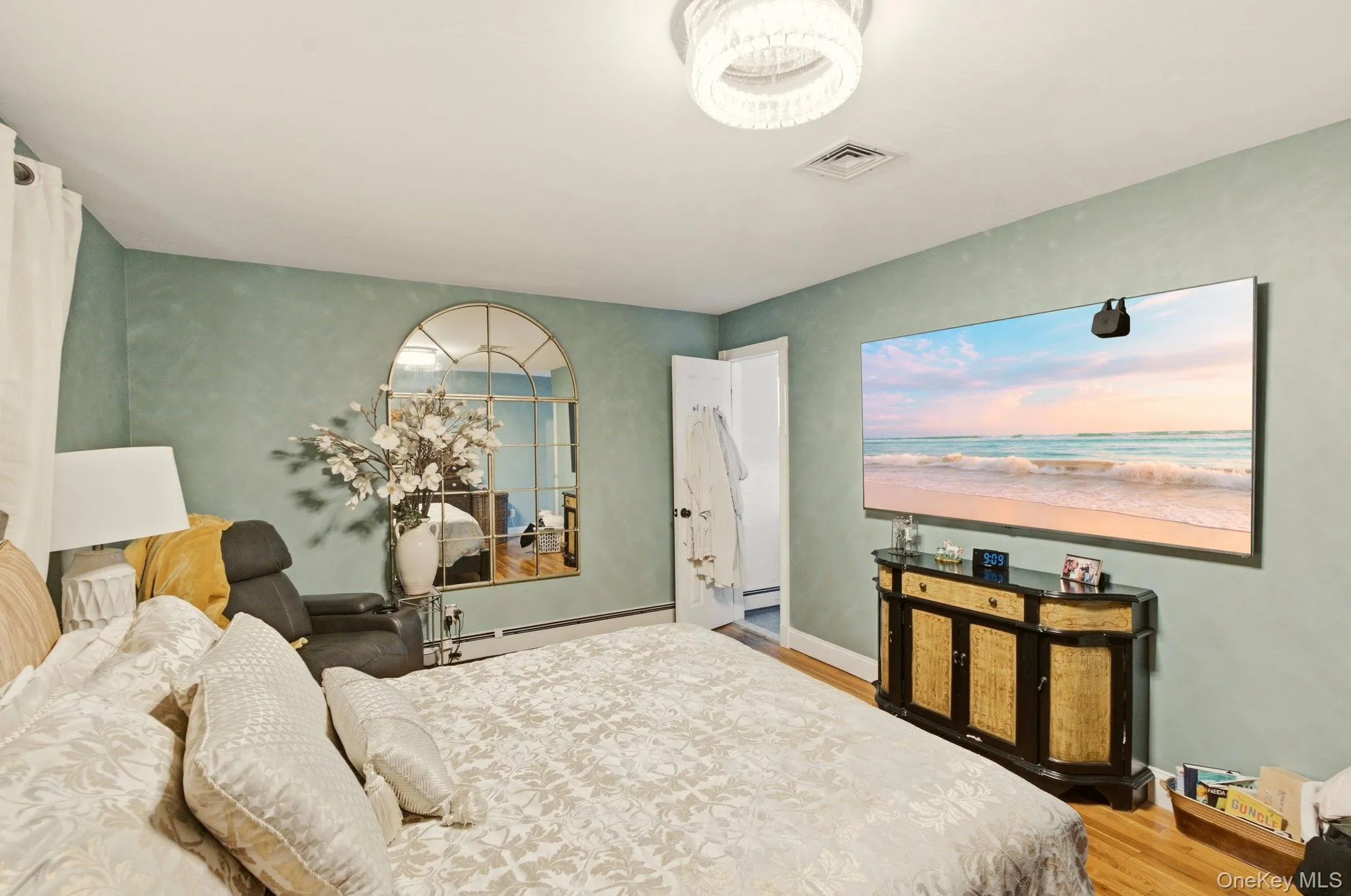 2962 Hewlett Avenue, Hempstead, NY, 6 Bedrooms Bedrooms, 7 Rooms Rooms,2 BathroomsBathrooms,Residential,For Rent,Hewlett,0,1054427 2962 Hewlett Avenue, Hempstead, NY, 6 Bedrooms Bedrooms, 7 Rooms Rooms,2 BathroomsBathrooms,Residential,For Rent,Hewlett,0,1054427