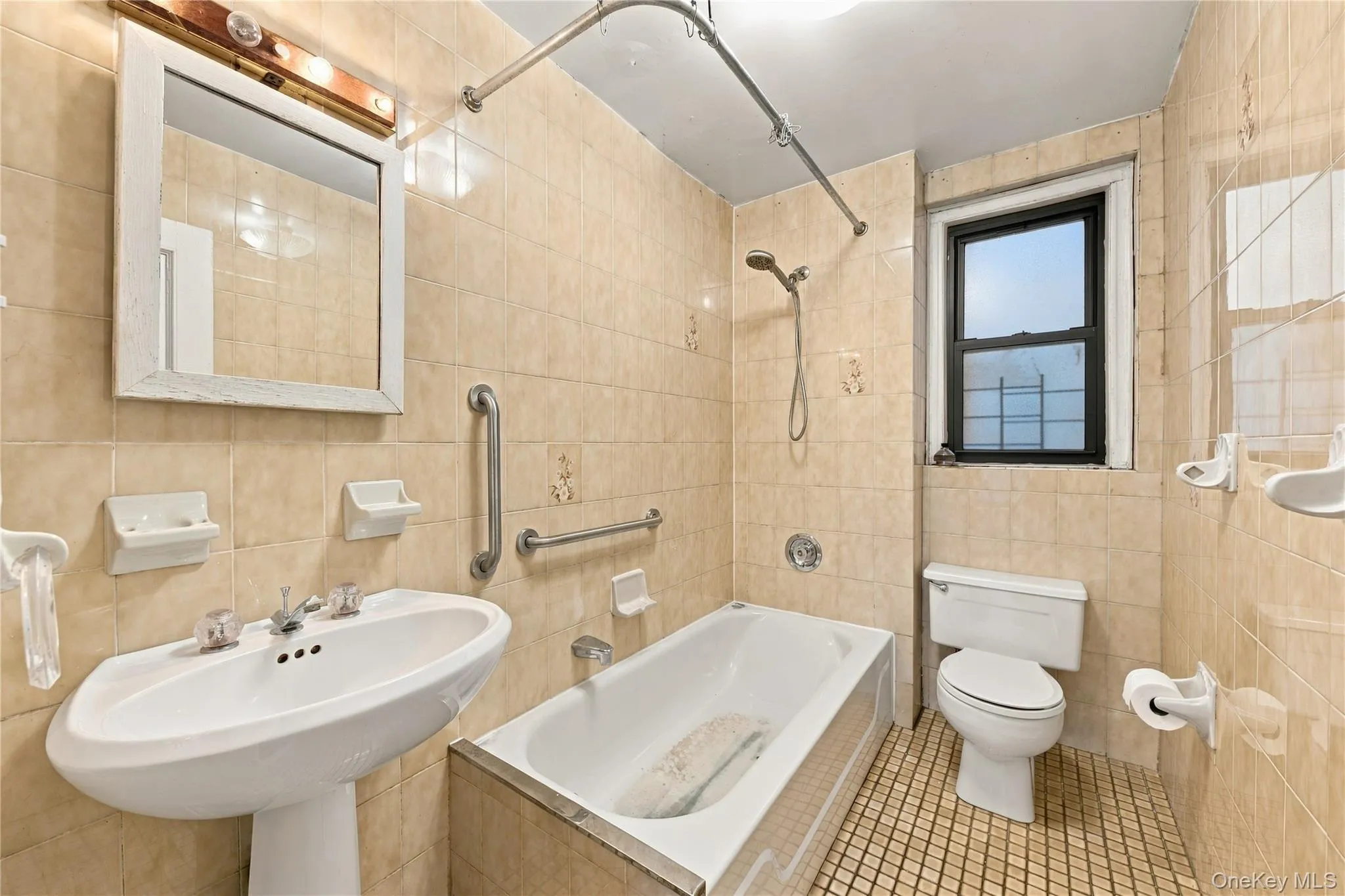 211 East 35th, New York, NY, 1 Bedroom Bedrooms, 3 Rooms Rooms,1 BathroomBathrooms,Residential,For Rent,East 35th,0,1054432 211 East 35th, New York, NY, 1 Bedroom Bedrooms, 3 Rooms Rooms,1 BathroomBathrooms,Residential,For Rent,East 35th,0,1054432