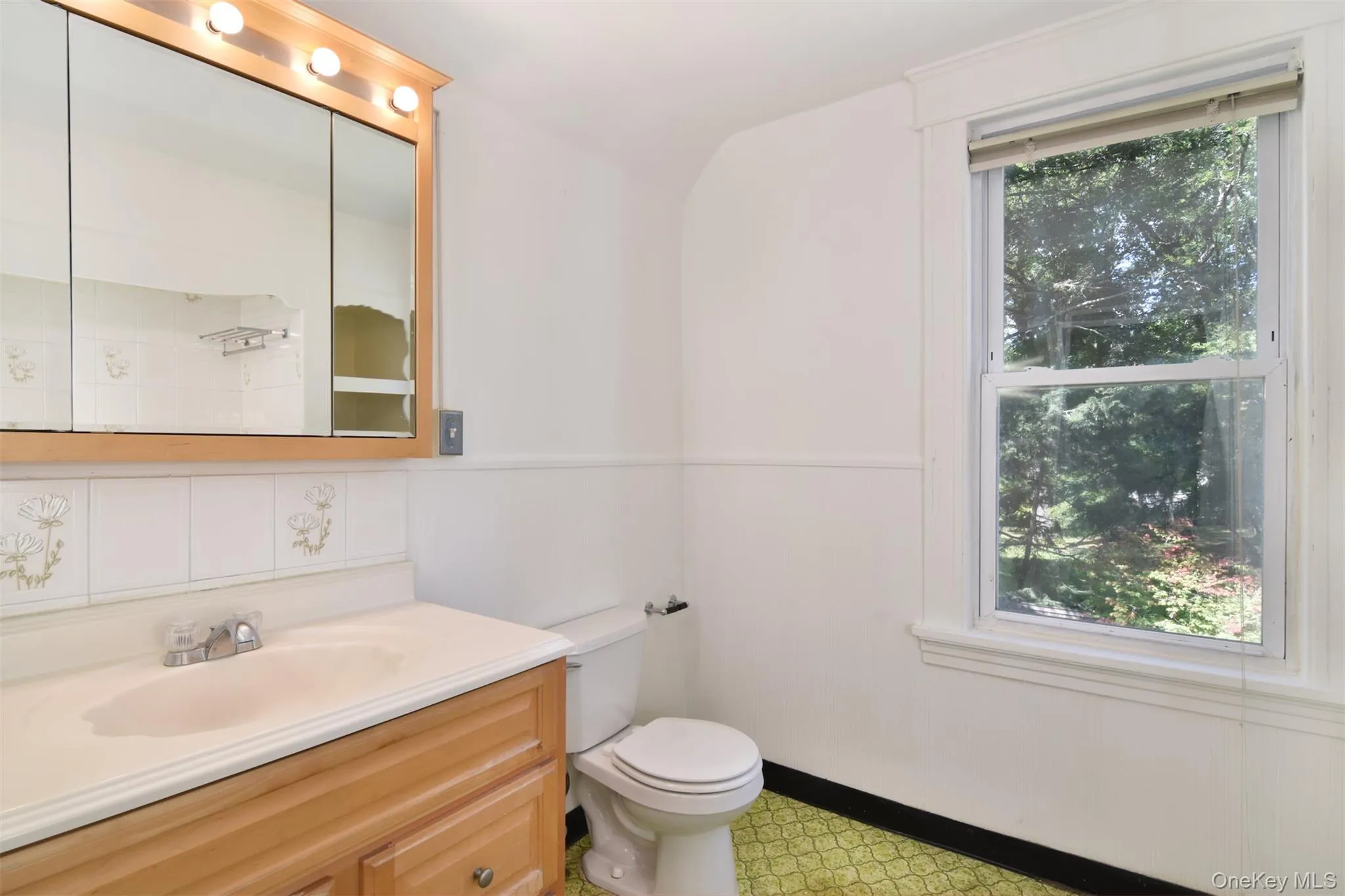 79 Southgate Avenue, Greenburgh, NY, 4 Bedrooms Bedrooms, 8 Rooms Rooms,2 BathroomsBathrooms,Residential,For Rent,Southgate,0,1054438 79 Southgate Avenue, Greenburgh, NY, 4 Bedrooms Bedrooms, 8 Rooms Rooms,2 BathroomsBathrooms,Residential,For Rent,Southgate,0,1054438