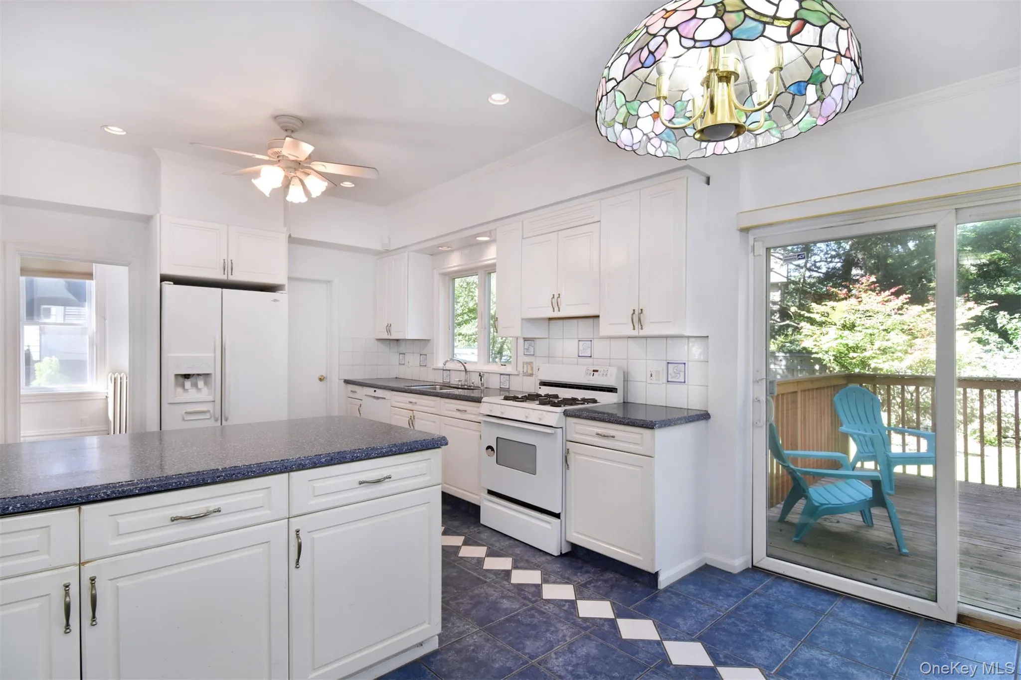 79 Southgate Avenue, Greenburgh, NY, 4 Bedrooms Bedrooms, 8 Rooms Rooms,2 BathroomsBathrooms,Residential,For Rent,Southgate,0,1054438 79 Southgate Avenue, Greenburgh, NY, 4 Bedrooms Bedrooms, 8 Rooms Rooms,2 BathroomsBathrooms,Residential,For Rent,Southgate,0,1054438