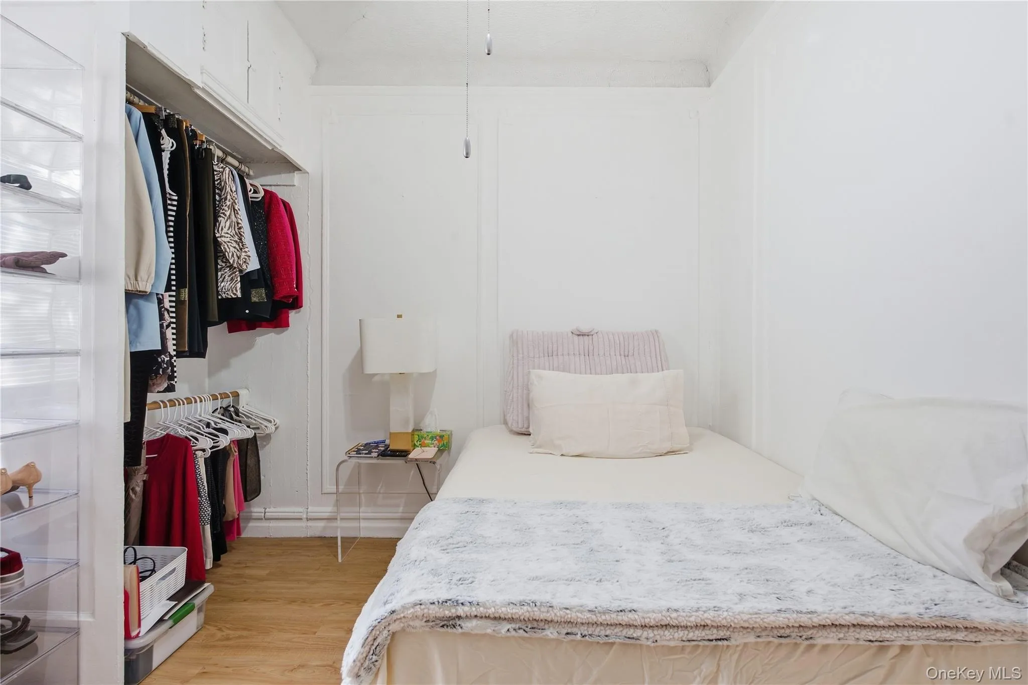 924 summit Avenue, New York, NY, 3 Bedrooms Bedrooms, 5 Rooms Rooms,1 BathroomBathrooms,Residential,For Rent,summit,0,1054449 924 summit Avenue, New York, NY, 3 Bedrooms Bedrooms, 5 Rooms Rooms,1 BathroomBathrooms,Residential,For Rent,summit,0,1054449