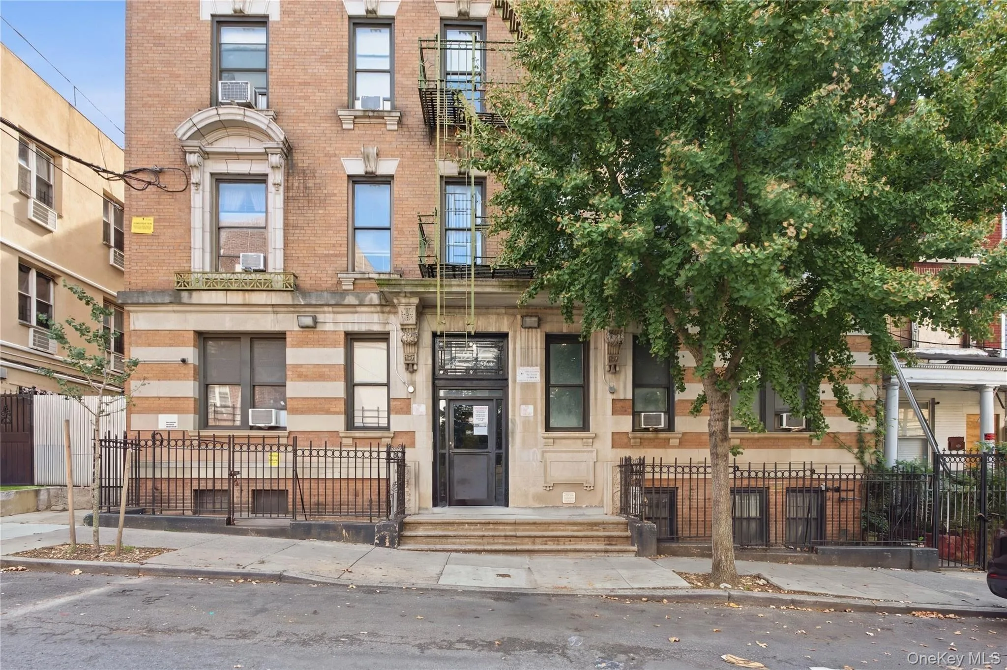 924 summit Avenue, New York, NY, 3 Bedrooms Bedrooms, 5 Rooms Rooms,1 BathroomBathrooms,Residential,For Rent,summit,0,1054449 924 summit Avenue, New York, NY, 3 Bedrooms Bedrooms, 5 Rooms Rooms,1 BathroomBathrooms,Residential,For Rent,summit,0,1054449