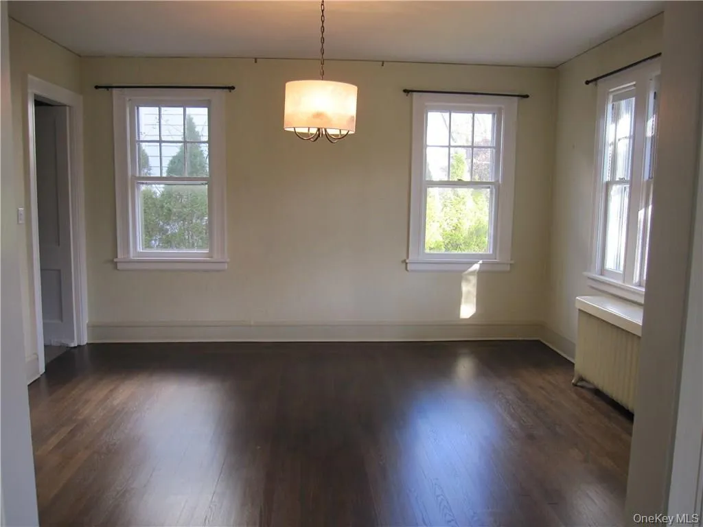 80 Edgewood Avenue, Mamaroneck, NY, 3 Bedrooms Bedrooms, 6 Rooms Rooms,1 BathroomBathrooms,Residential Lease,For Rent,Edgewood,0,1054453 80 Edgewood Avenue, Mamaroneck, NY, 3 Bedrooms Bedrooms, 6 Rooms Rooms,1 BathroomBathrooms,Residential Lease,For Rent,Edgewood,0,1054453
