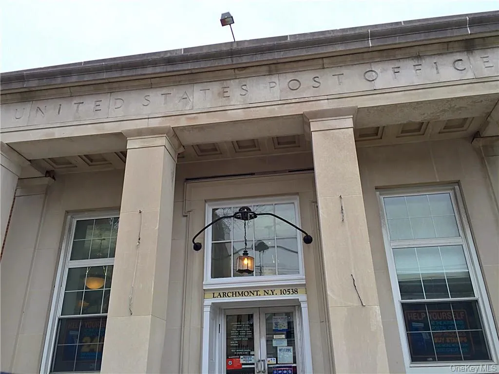 80 Edgewood Avenue, Mamaroneck, NY, 3 Bedrooms Bedrooms, 6 Rooms Rooms,1 BathroomBathrooms,Residential Lease,For Rent,Edgewood,0,1054453 80 Edgewood Avenue, Mamaroneck, NY, 3 Bedrooms Bedrooms, 6 Rooms Rooms,1 BathroomBathrooms,Residential Lease,For Rent,Edgewood,0,1054453