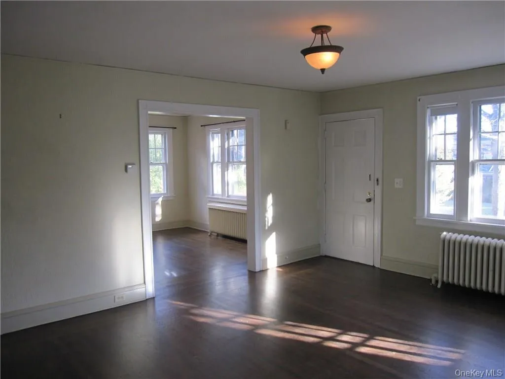80 Edgewood Avenue, Mamaroneck, NY, 3 Bedrooms Bedrooms, 6 Rooms Rooms,1 BathroomBathrooms,Residential Lease,For Rent,Edgewood,0,1054453 80 Edgewood Avenue, Mamaroneck, NY, 3 Bedrooms Bedrooms, 6 Rooms Rooms,1 BathroomBathrooms,Residential Lease,For Rent,Edgewood,0,1054453