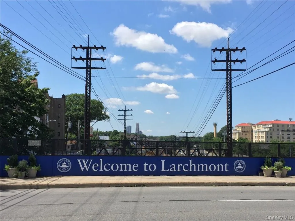 80 Edgewood Avenue, Mamaroneck, NY, 3 Bedrooms Bedrooms, 6 Rooms Rooms,1 BathroomBathrooms,Residential Lease,For Rent,Edgewood,0,1054453 80 Edgewood Avenue, Mamaroneck, NY, 3 Bedrooms Bedrooms, 6 Rooms Rooms,1 BathroomBathrooms,Residential Lease,For Rent,Edgewood,0,1054453