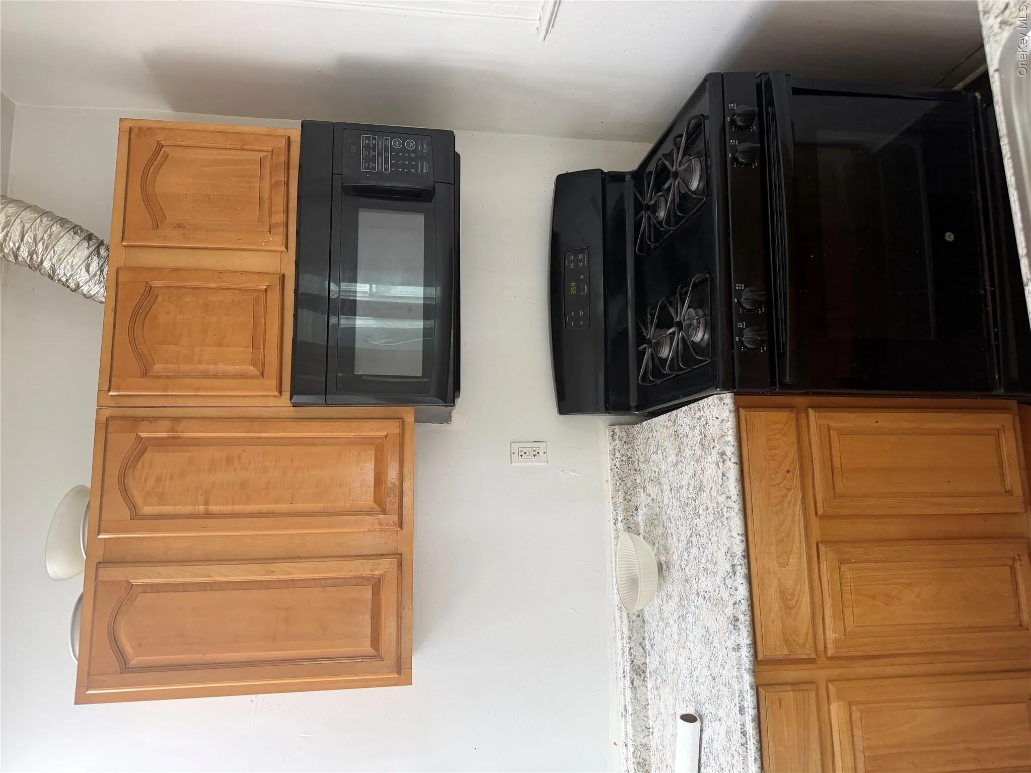 216-19 Linden Boulevard, New York, NY, 2 Bedroom Bedrooms, 4 Room Rooms,1 BathroomBathrooms,Residential Lease,For Rent,Linden,0,1054455 216-19 Linden Boulevard, New York, NY, 2 Bedroom Bedrooms, 4 Room Rooms,1 BathroomBathrooms,Residential Lease,For Rent,Linden,0,1054455