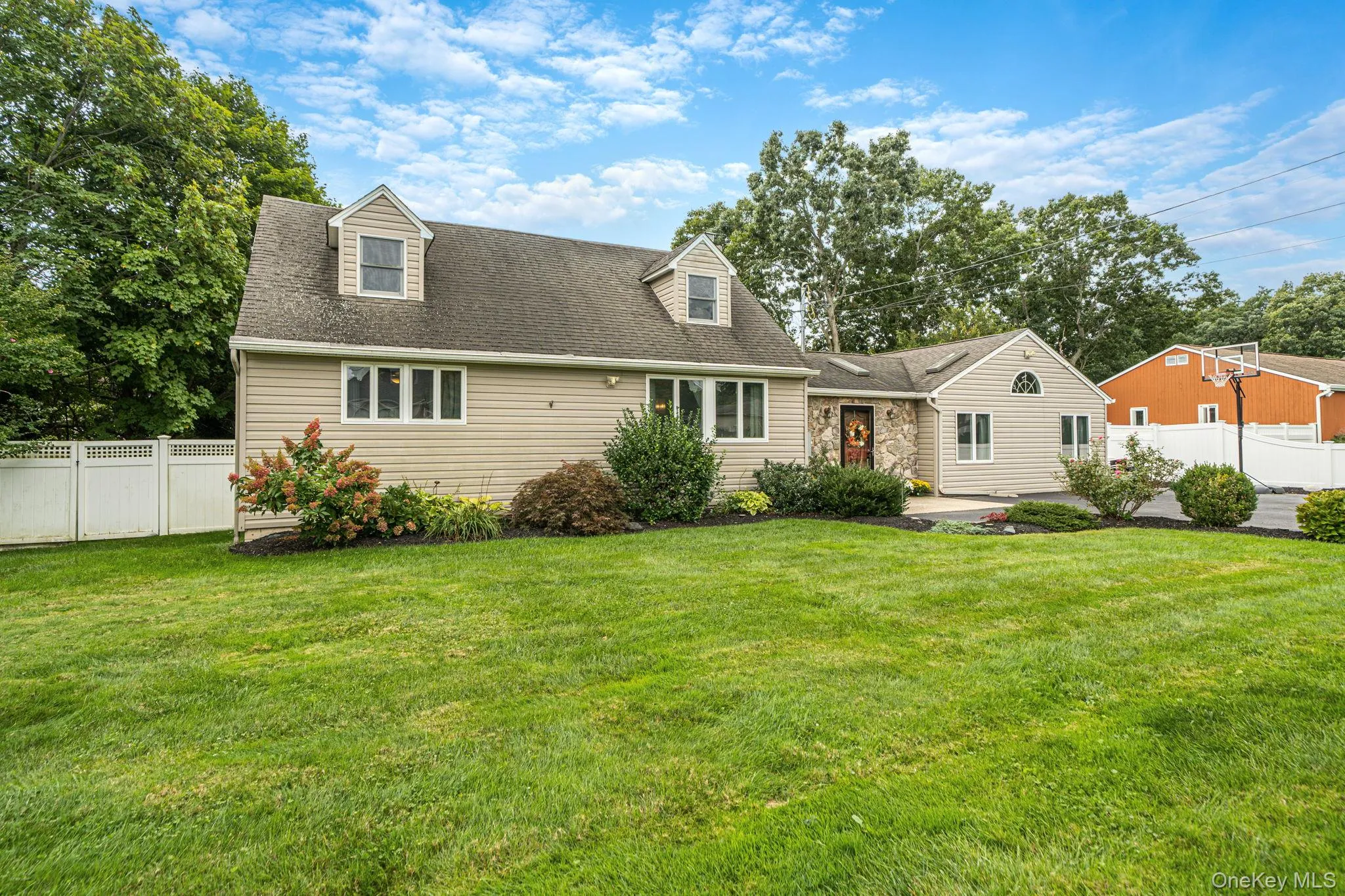 16 Happy Acres Drive, Brookhaven, NY, 3 Bedrooms Bedrooms, 12 Rooms Rooms,2 BathroomsBathrooms,Residential,For Rent,Happy Acres,0,1054457 16 Happy Acres Drive, Brookhaven, NY, 3 Bedrooms Bedrooms, 12 Rooms Rooms,2 BathroomsBathrooms,Residential,For Rent,Happy Acres,0,1054457