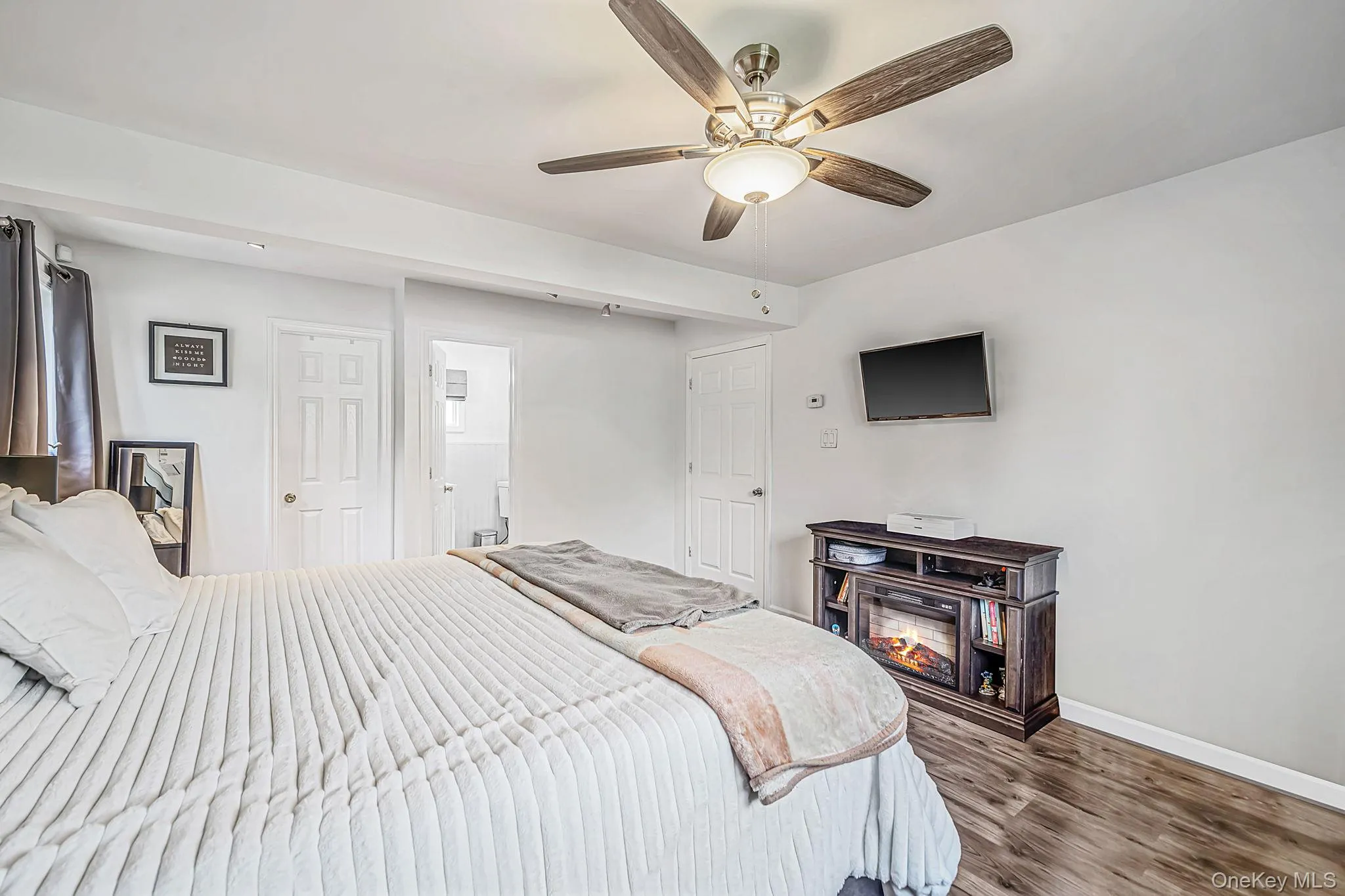 16 Happy Acres Drive, Brookhaven, NY, 3 Bedrooms Bedrooms, 12 Rooms Rooms,2 BathroomsBathrooms,Residential,For Rent,Happy Acres,0,1054457 16 Happy Acres Drive, Brookhaven, NY, 3 Bedrooms Bedrooms, 12 Rooms Rooms,2 BathroomsBathrooms,Residential,For Rent,Happy Acres,0,1054457