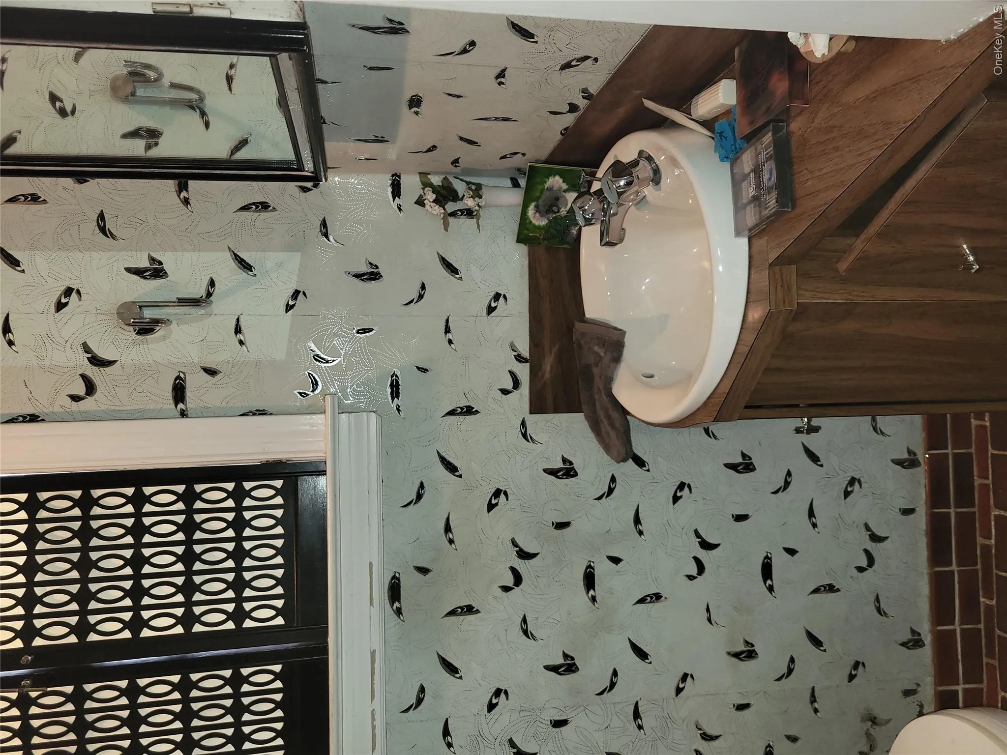 53-11 251st Place, New York, NY, 3 Bedrooms Bedrooms, 6 Rooms Rooms,1 BathroomBathrooms,Residential,For Rent,251st,0,1054461 53-11 251st Place, New York, NY, 3 Bedrooms Bedrooms, 6 Rooms Rooms,1 BathroomBathrooms,Residential,For Rent,251st,0,1054461