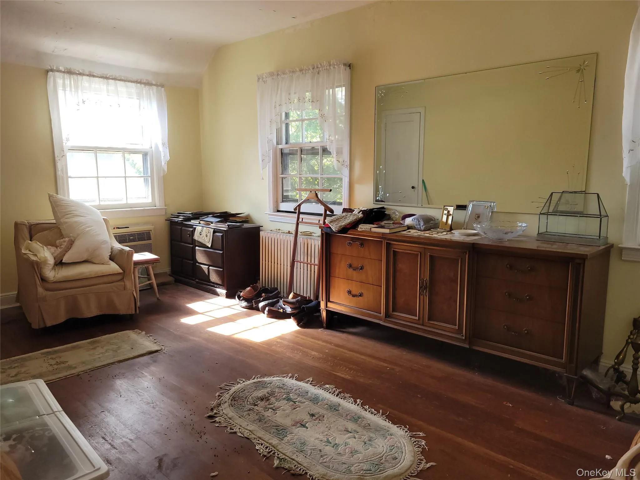 53-11 251st Place, New York, NY, 3 Bedrooms Bedrooms, 6 Rooms Rooms,1 BathroomBathrooms,Residential,For Rent,251st,0,1054461 53-11 251st Place, New York, NY, 3 Bedrooms Bedrooms, 6 Rooms Rooms,1 BathroomBathrooms,Residential,For Rent,251st,0,1054461