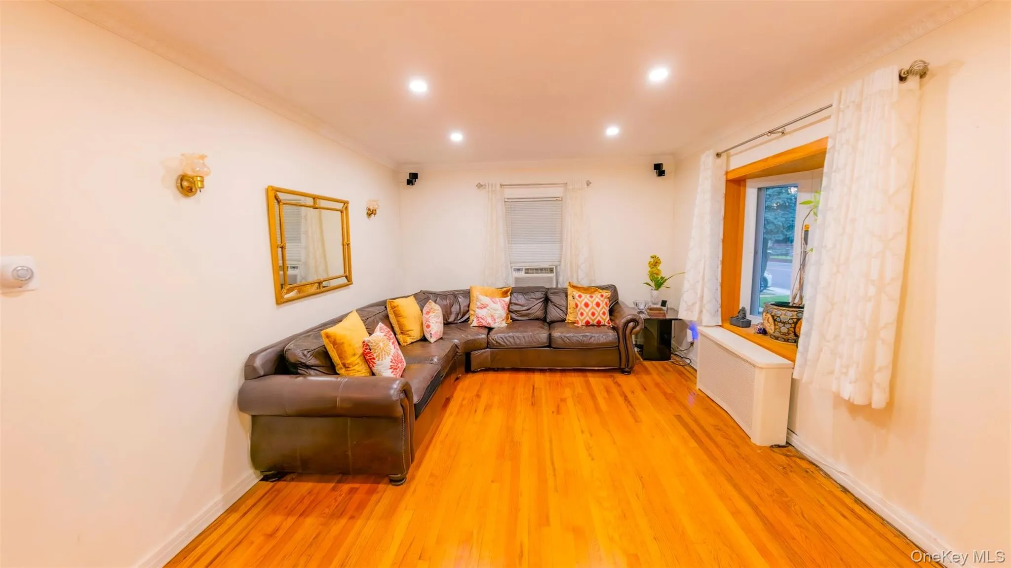 21724 121st Avenue, New York, NY, 5 Bedrooms Bedrooms, 9 Rooms Rooms,2 BathroomsBathrooms,Residential,For Rent,121st,0,1054468 21724 121st Avenue, New York, NY, 5 Bedrooms Bedrooms, 9 Rooms Rooms,2 BathroomsBathrooms,Residential,For Rent,121st,0,1054468