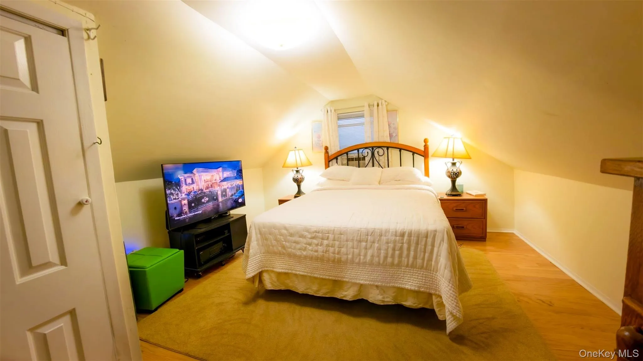 21724 121st Avenue, New York, NY, 5 Bedrooms Bedrooms, 9 Rooms Rooms,2 BathroomsBathrooms,Residential,For Rent,121st,0,1054468 21724 121st Avenue, New York, NY, 5 Bedrooms Bedrooms, 9 Rooms Rooms,2 BathroomsBathrooms,Residential,For Rent,121st,0,1054468