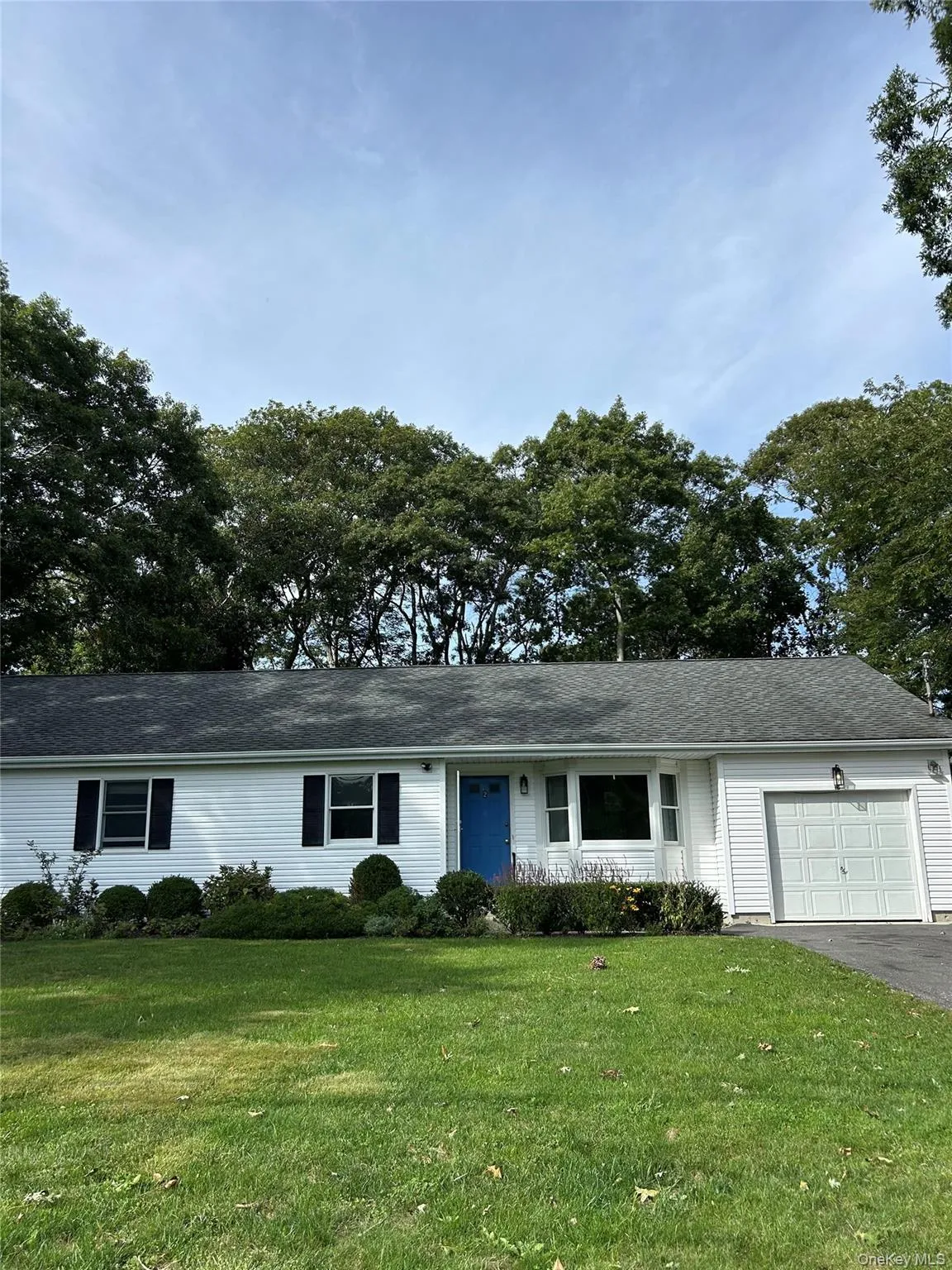 32 Homewood Drive, Southampton, NY, 4 Bedrooms Bedrooms, 9 Rooms Rooms,2 BathroomsBathrooms,Residential Lease,For Rent,Homewood,0,1054471 32 Homewood Drive, Southampton, NY, 4 Bedrooms Bedrooms, 9 Rooms Rooms,2 BathroomsBathrooms,Residential Lease,For Rent,Homewood,0,1054471
