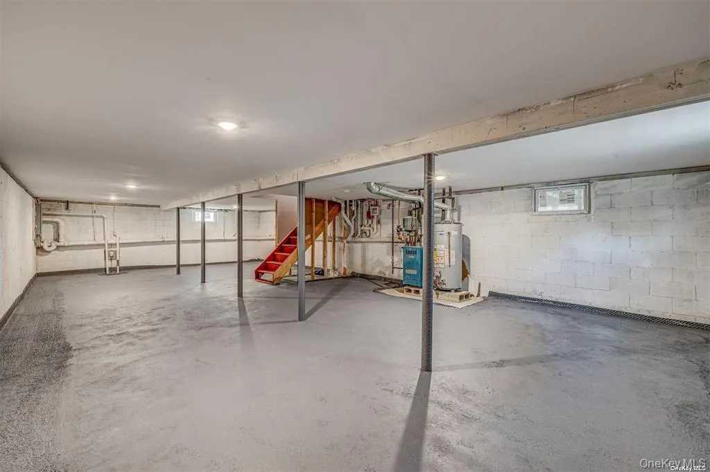 218 Alhambra Avenue, Babylon, NY, 3 Bedrooms Bedrooms, 8 Rooms Rooms,1 BathroomBathrooms,Residential,For Rent,Alhambra,0,1054474 218 Alhambra Avenue, Babylon, NY, 3 Bedrooms Bedrooms, 8 Rooms Rooms,1 BathroomBathrooms,Residential,For Rent,Alhambra,0,1054474