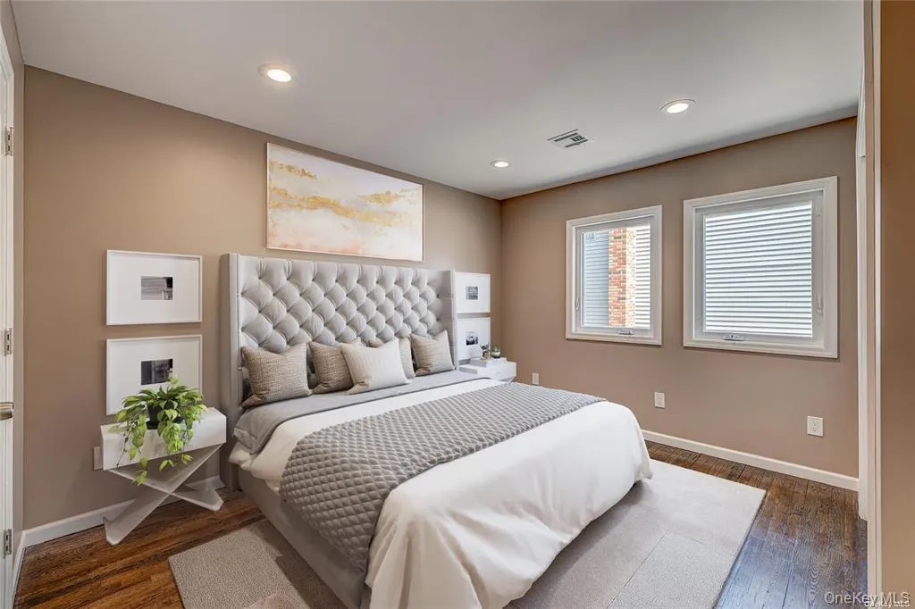 218 Alhambra Avenue, Babylon, NY, 3 Bedrooms Bedrooms, 8 Rooms Rooms,1 BathroomBathrooms,Residential,For Rent,Alhambra,0,1054474 218 Alhambra Avenue, Babylon, NY, 3 Bedrooms Bedrooms, 8 Rooms Rooms,1 BathroomBathrooms,Residential,For Rent,Alhambra,0,1054474