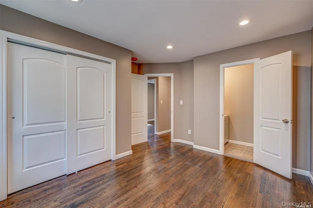 218 Alhambra Avenue, Babylon, NY, 3 Bedrooms Bedrooms, 8 Rooms Rooms,1 BathroomBathrooms,Residential,For Rent,Alhambra,0,1054474 218 Alhambra Avenue, Babylon, NY, 3 Bedrooms Bedrooms, 8 Rooms Rooms,1 BathroomBathrooms,Residential,For Rent,Alhambra,0,1054474