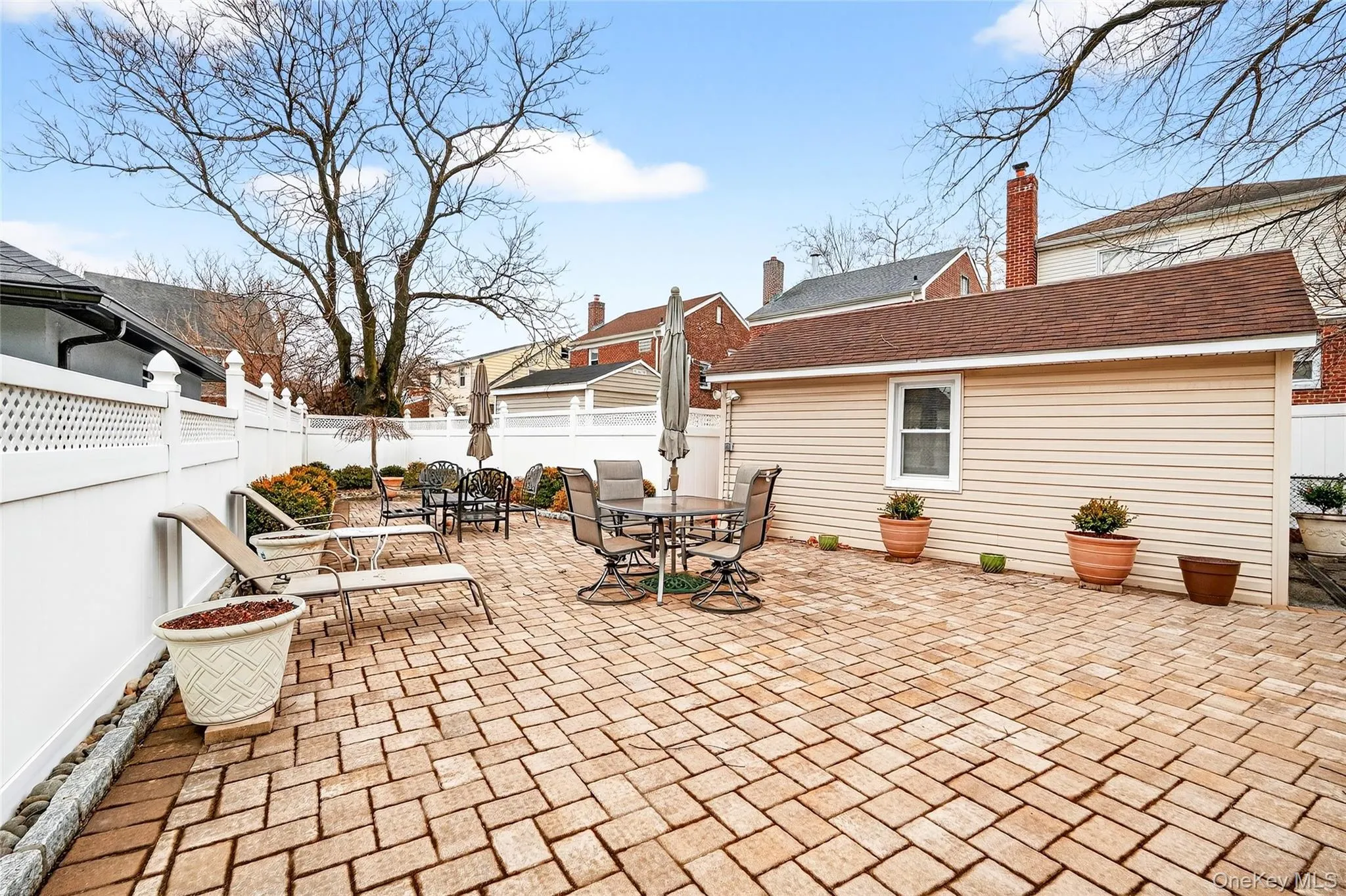3334 Country Club Road, New York, NY, 4 Bedrooms Bedrooms, 10 Rooms Rooms,2 BathroomsBathrooms,Residential,For Rent,Country Club,0,1054478 3334 Country Club Road, New York, NY, 4 Bedrooms Bedrooms, 10 Rooms Rooms,2 BathroomsBathrooms,Residential,For Rent,Country Club,0,1054478