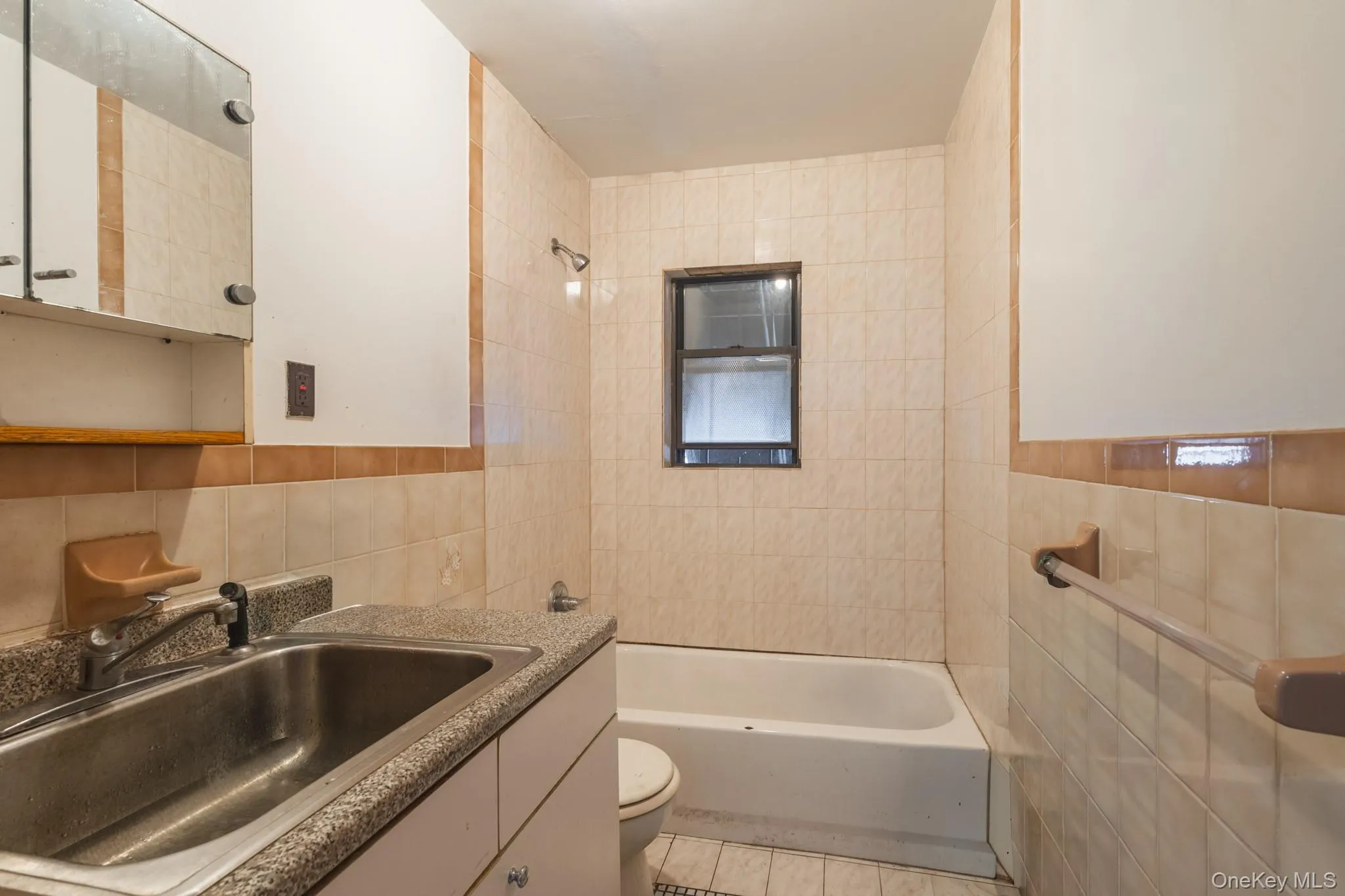 3808 150th Street, New York, NY, 4 Bedrooms Bedrooms, 8 Rooms Rooms,3 BathroomsBathrooms,Residential,For Rent,150th,0,1054486 3808 150th Street, New York, NY, 4 Bedrooms Bedrooms, 8 Rooms Rooms,3 BathroomsBathrooms,Residential,For Rent,150th,0,1054486