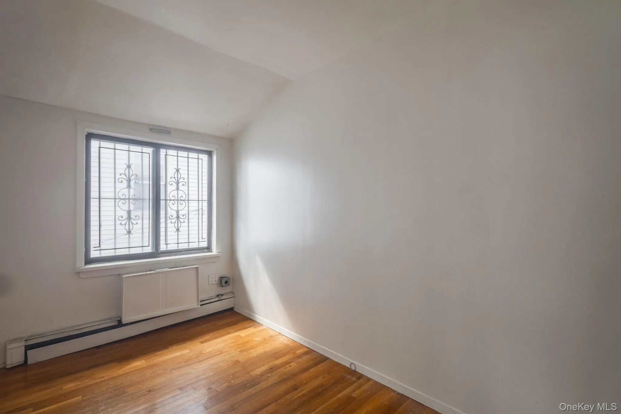 3808 150th Street, New York, NY, 4 Bedrooms Bedrooms, 8 Rooms Rooms,3 BathroomsBathrooms,Residential,For Rent,150th,0,1054486 3808 150th Street, New York, NY, 4 Bedrooms Bedrooms, 8 Rooms Rooms,3 BathroomsBathrooms,Residential,For Rent,150th,0,1054486