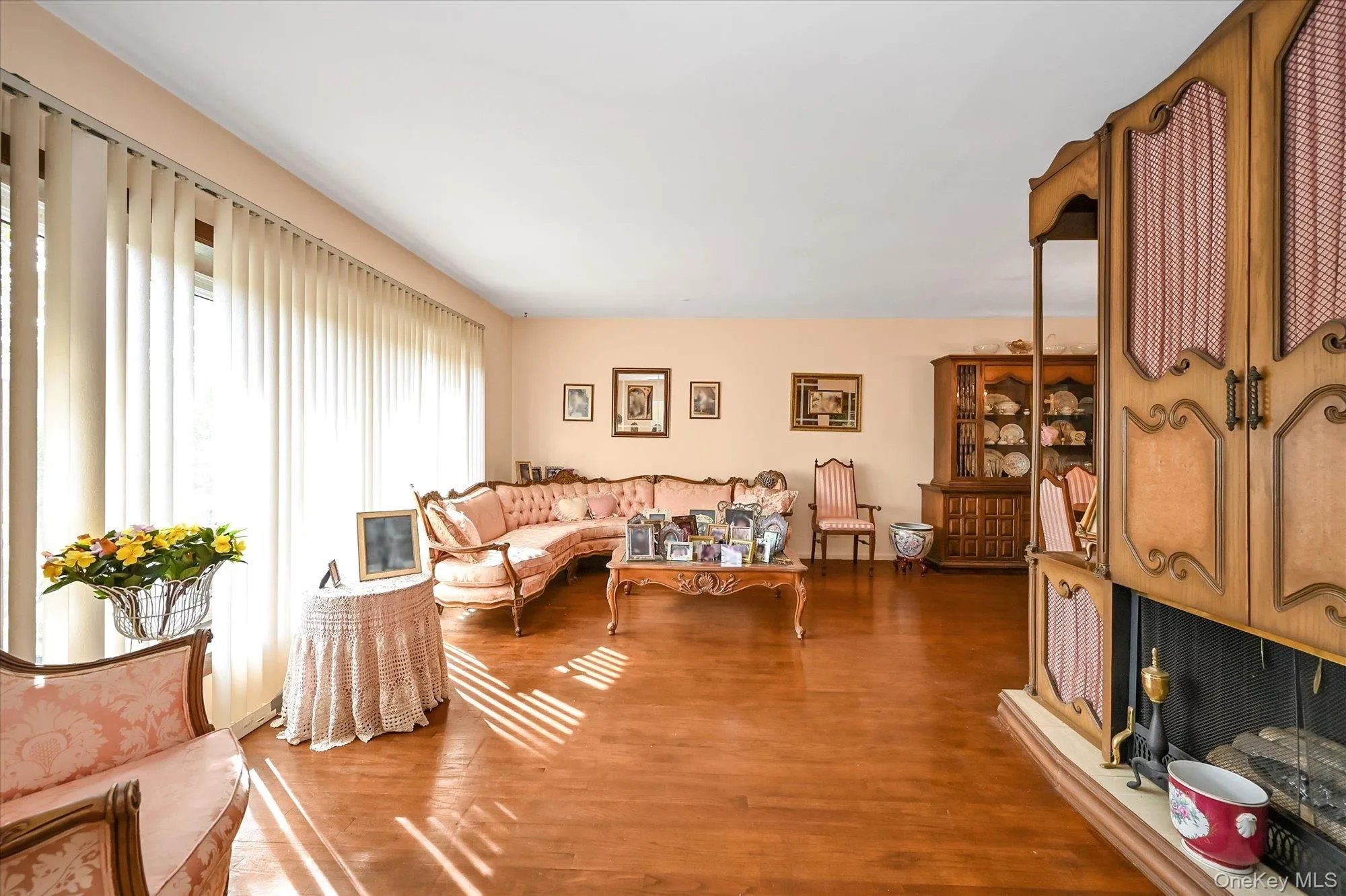 160-29 25th Avenue, New York, NY, 3 Bedrooms Bedrooms, 7 Rooms Rooms,1 BathroomBathrooms,Residential,For Rent,25th,0,1054489 160-29 25th Avenue, New York, NY, 3 Bedrooms Bedrooms, 7 Rooms Rooms,1 BathroomBathrooms,Residential,For Rent,25th,0,1054489