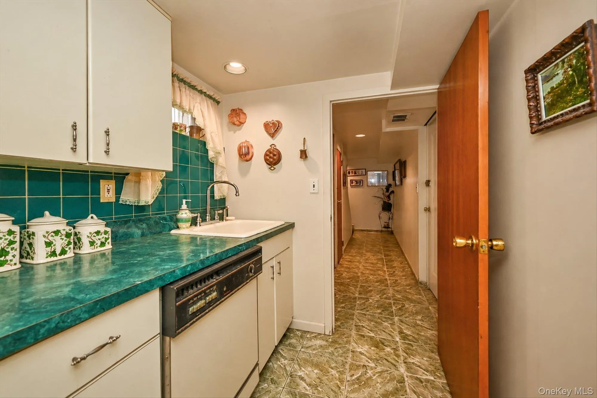 160-29 25th Avenue, New York, NY, 3 Bedrooms Bedrooms, 7 Rooms Rooms,1 BathroomBathrooms,Residential,For Rent,25th,0,1054489 160-29 25th Avenue, New York, NY, 3 Bedrooms Bedrooms, 7 Rooms Rooms,1 BathroomBathrooms,Residential,For Rent,25th,0,1054489