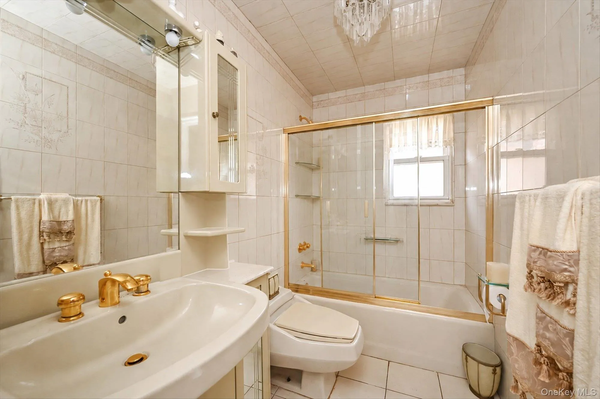 160-29 25th Avenue, New York, NY, 3 Bedrooms Bedrooms, 7 Rooms Rooms,1 BathroomBathrooms,Residential,For Rent,25th,0,1054489 160-29 25th Avenue, New York, NY, 3 Bedrooms Bedrooms, 7 Rooms Rooms,1 BathroomBathrooms,Residential,For Rent,25th,0,1054489